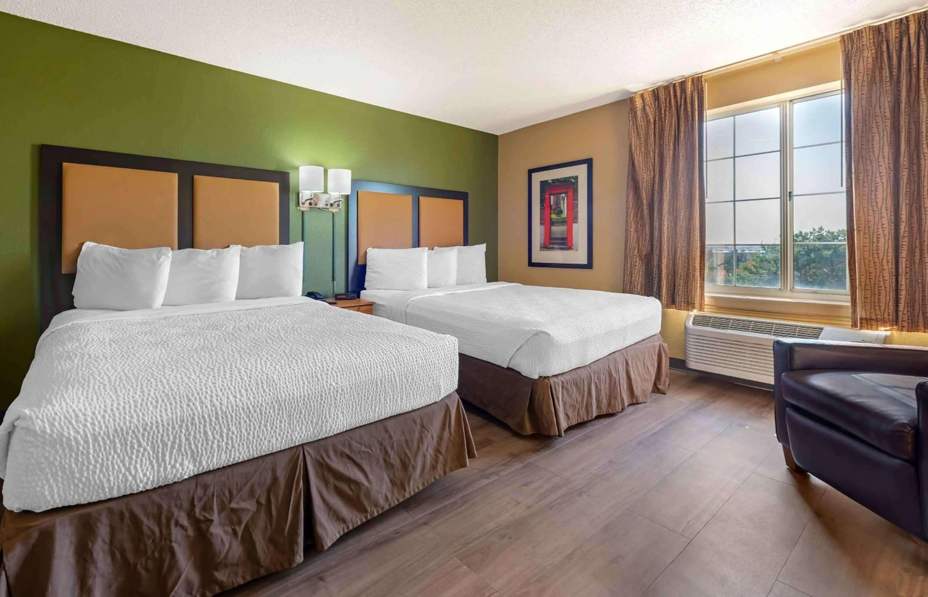 Bedroom, Bed in Extended Stay America Suites - Minneapolis - Airport - Eagan - North
