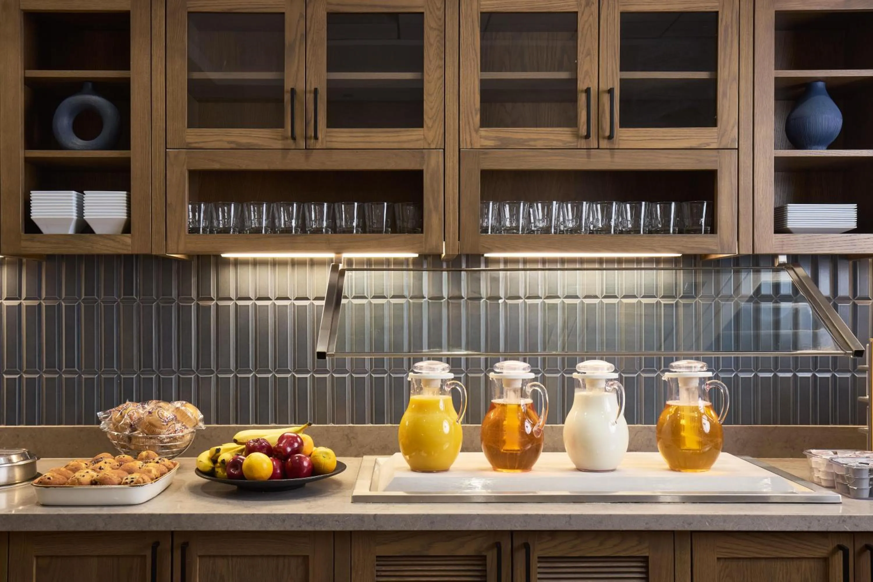 Breakfast in Hyatt Place Salt Lake City Downtown / The Gateway