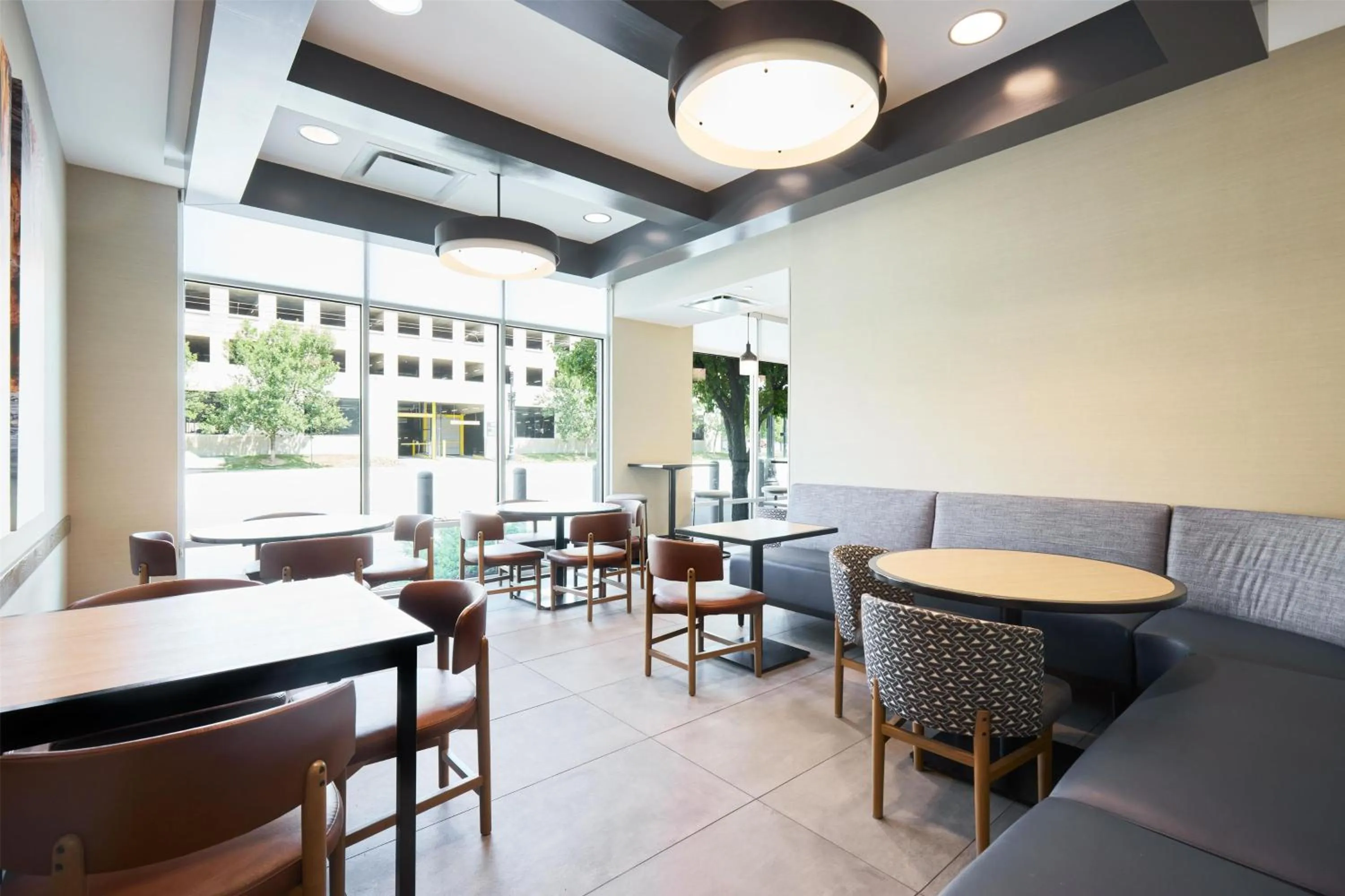 Restaurant/places to eat in Hyatt Place Salt Lake City Downtown / The Gateway