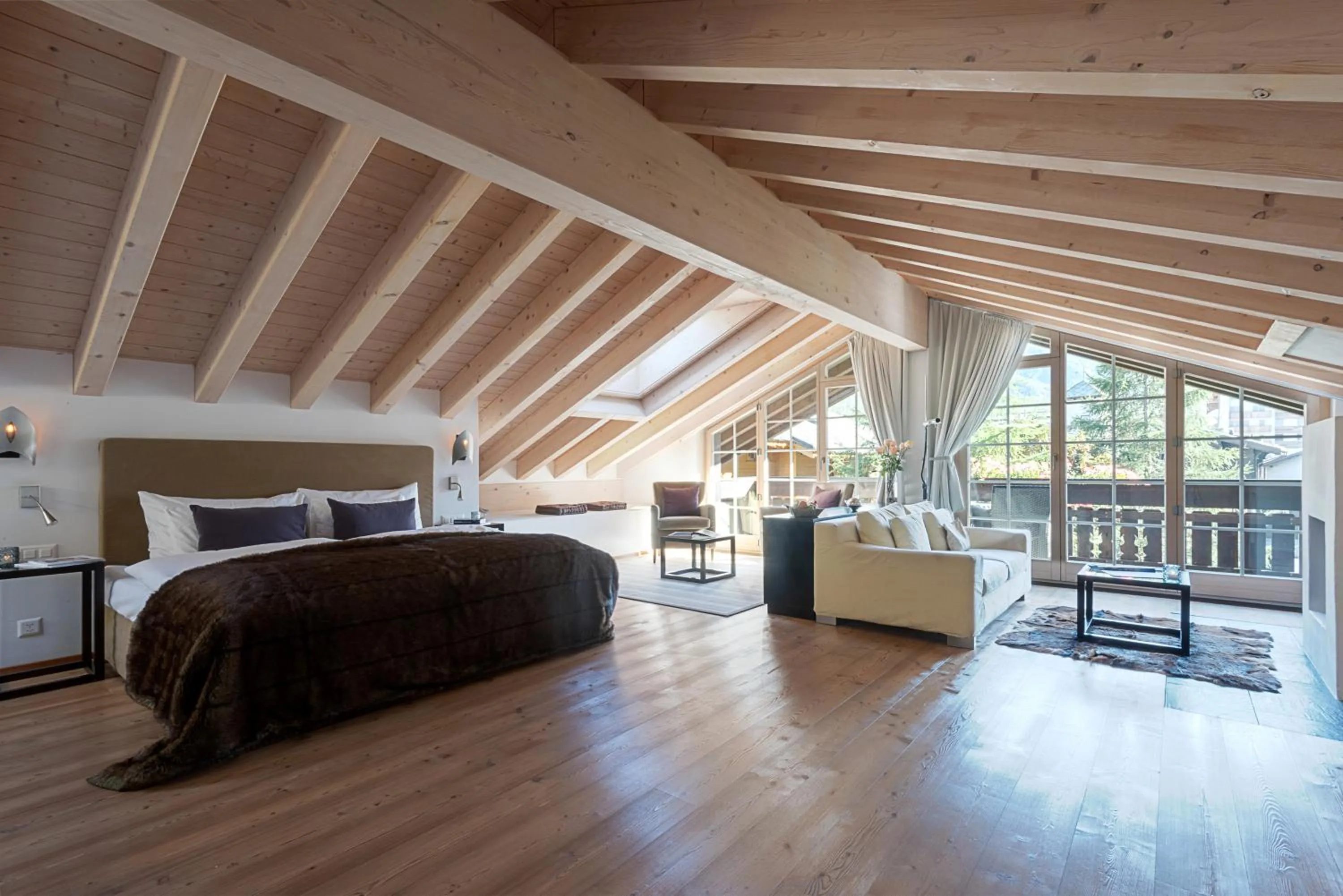 Seating area, Bed in Mirabeau Alpine