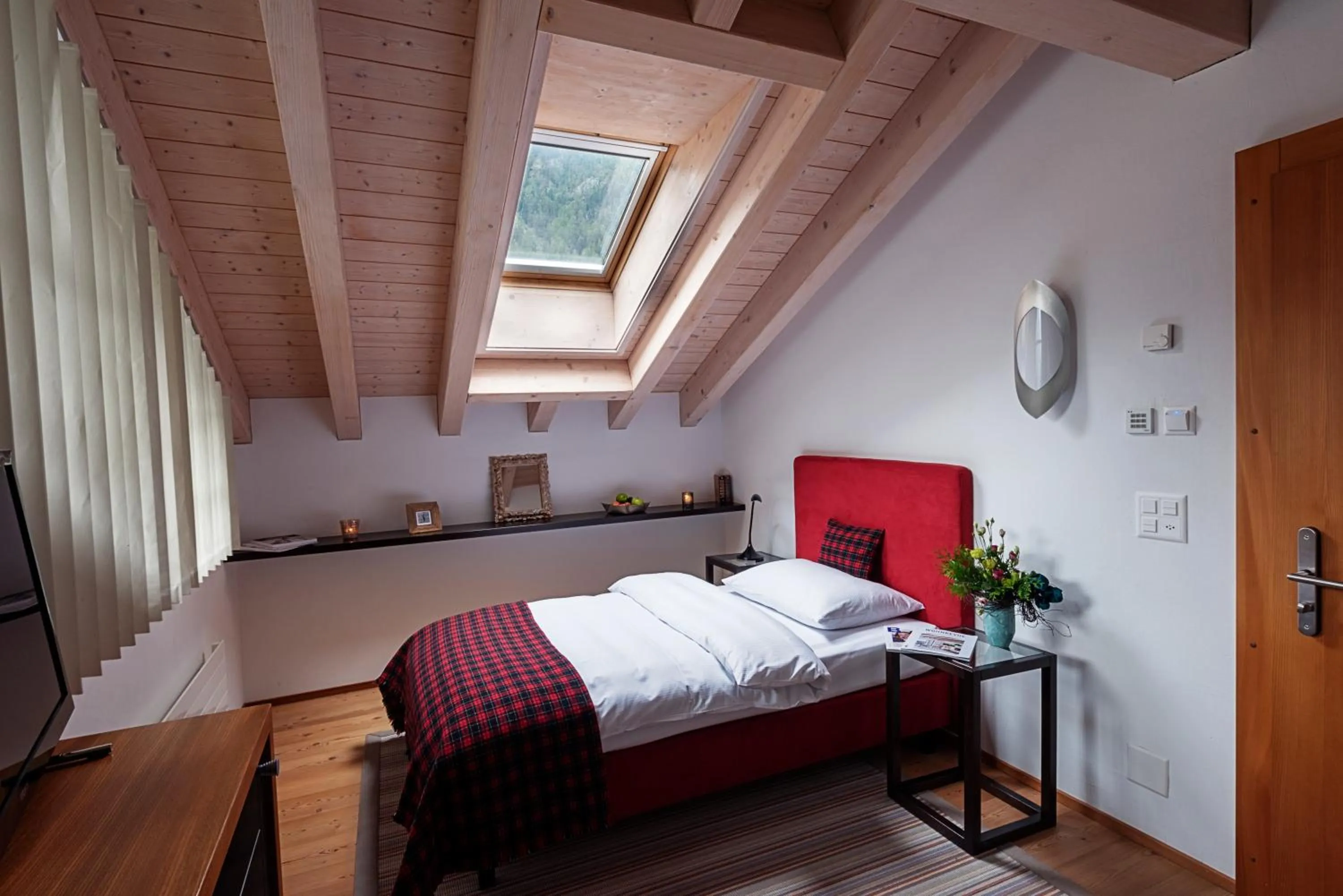 Bed in Mirabeau Alpine