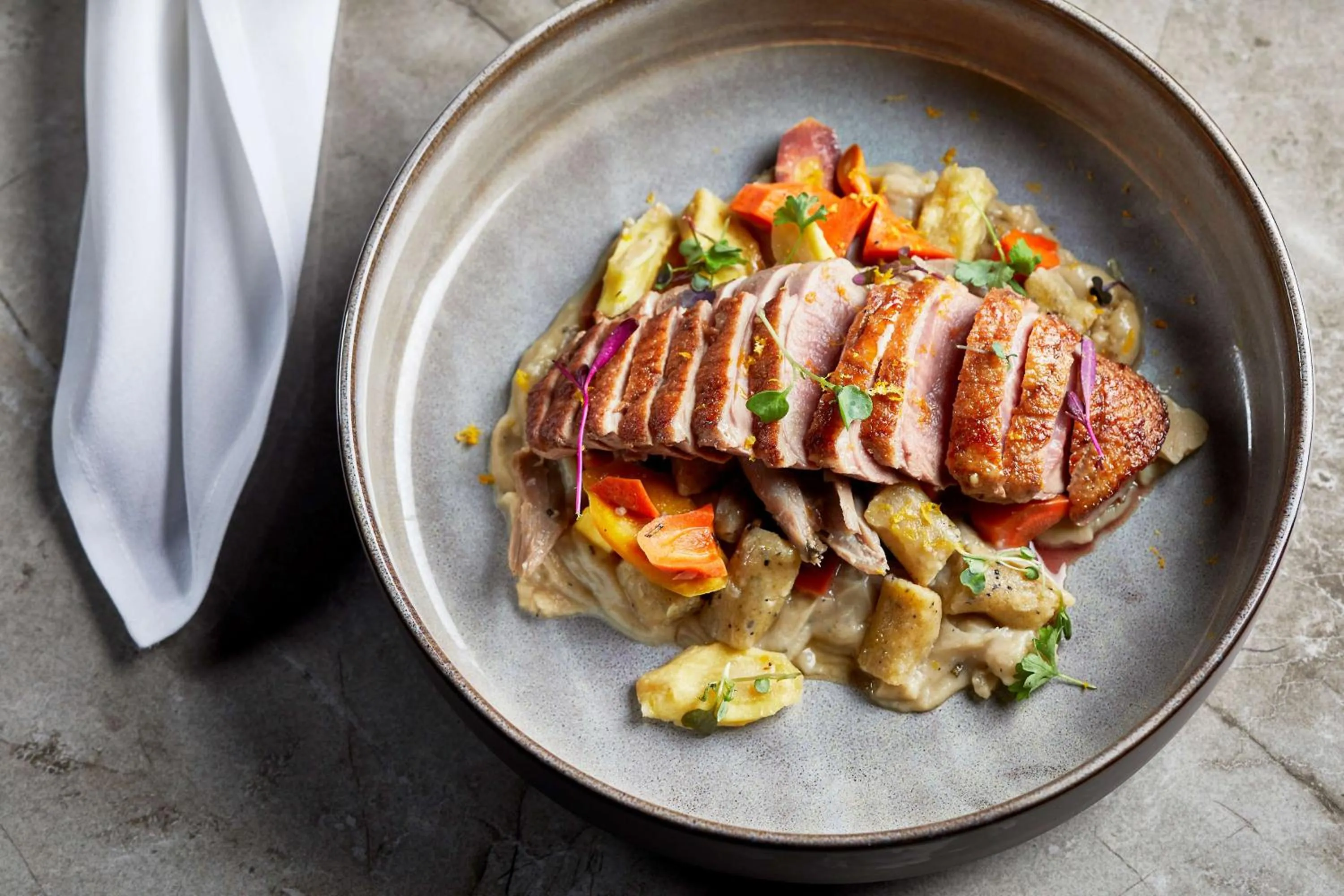 Restaurant/places to eat in Cumberland House Knoxville, Tapestry Collection by Hilton