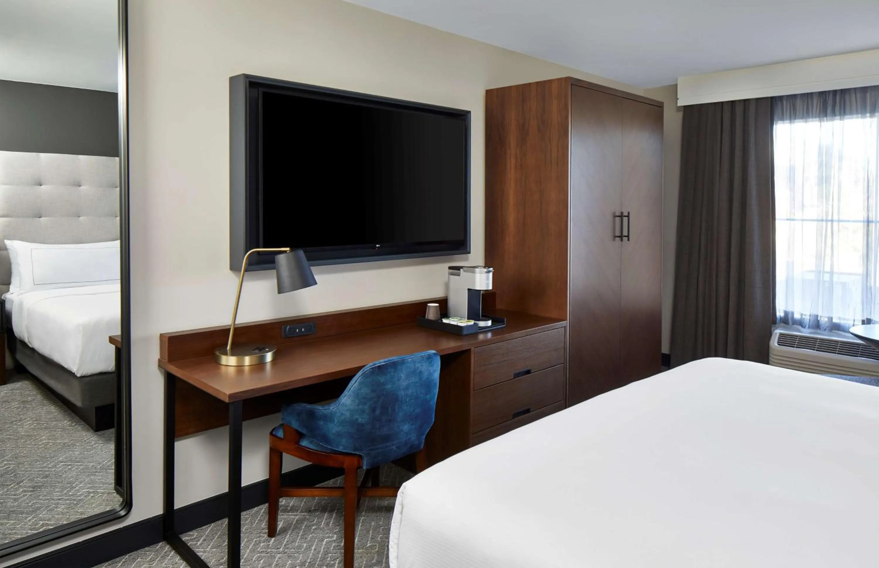 Bed in Cumberland House Knoxville, Tapestry Collection by Hilton