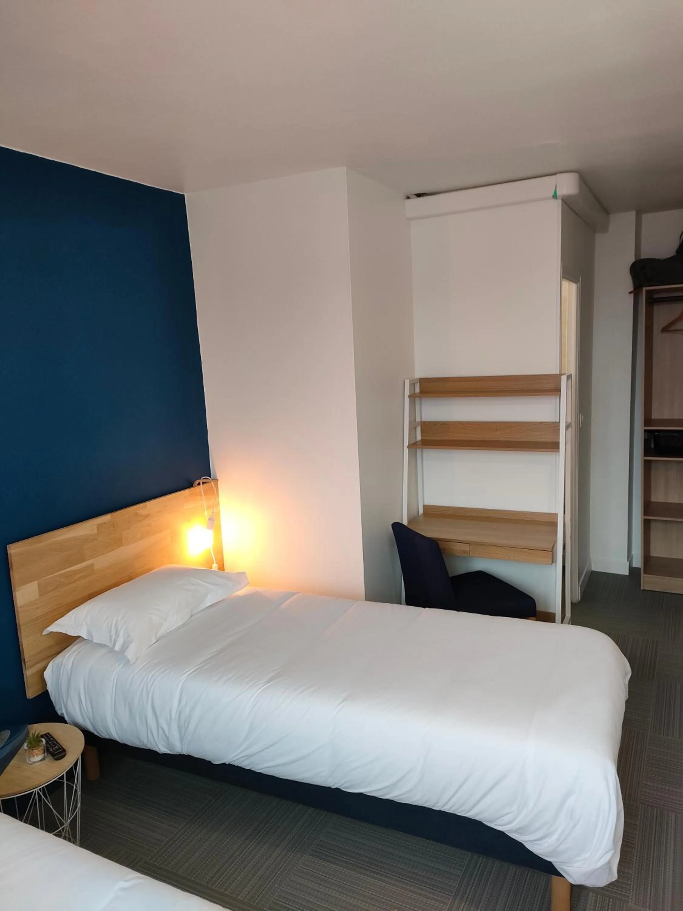 Bedroom, Bed in La Marinière Hôtel Restaurant