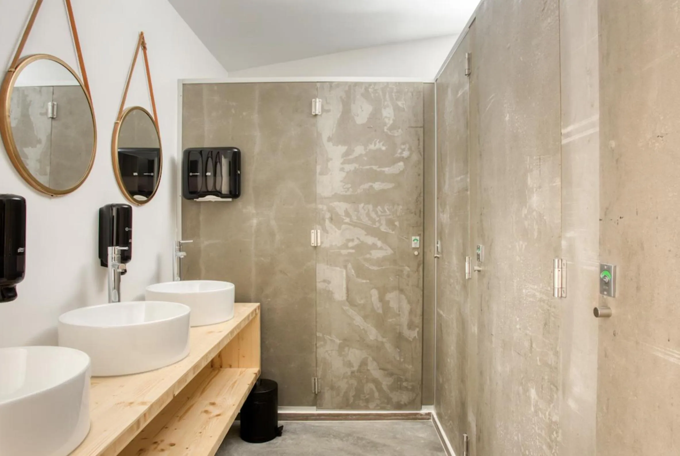 Photo of the whole room in Selina Ericeira by IKIGAI Global Hospitality