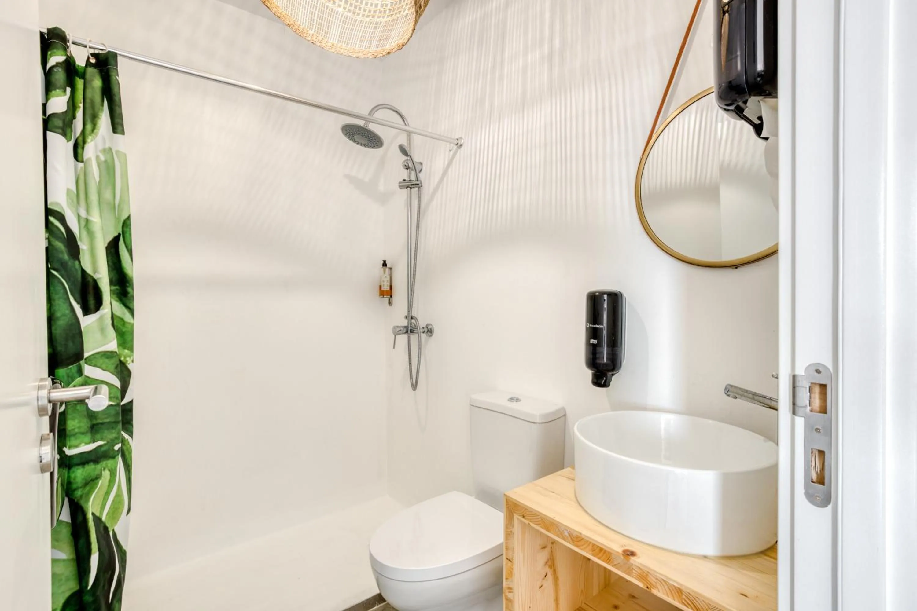 Shower in Selina Ericeira by IKIGAI Global Hospitality