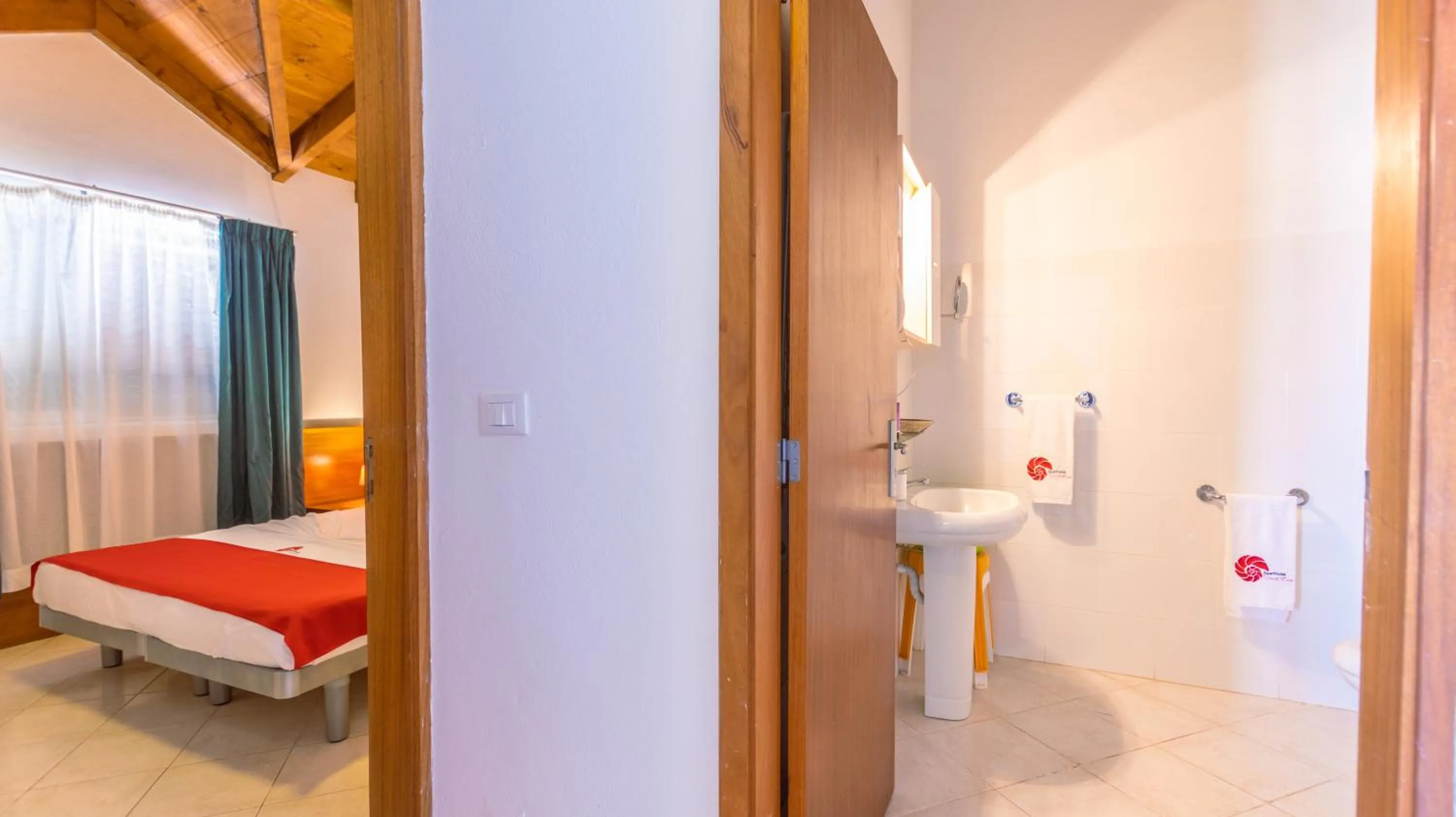 Bathroom in Nautilus Aparthotel