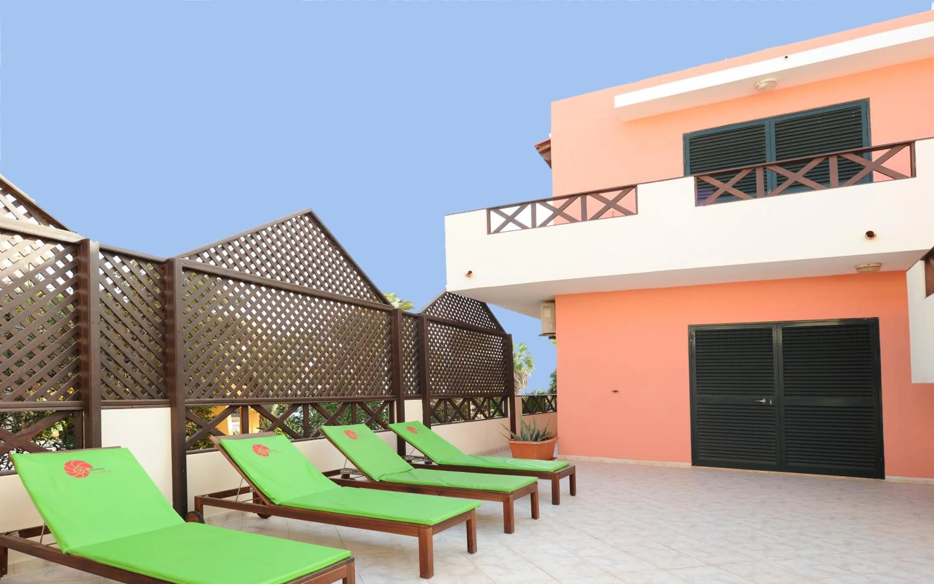 Balcony/Terrace in Nautilus Aparthotel