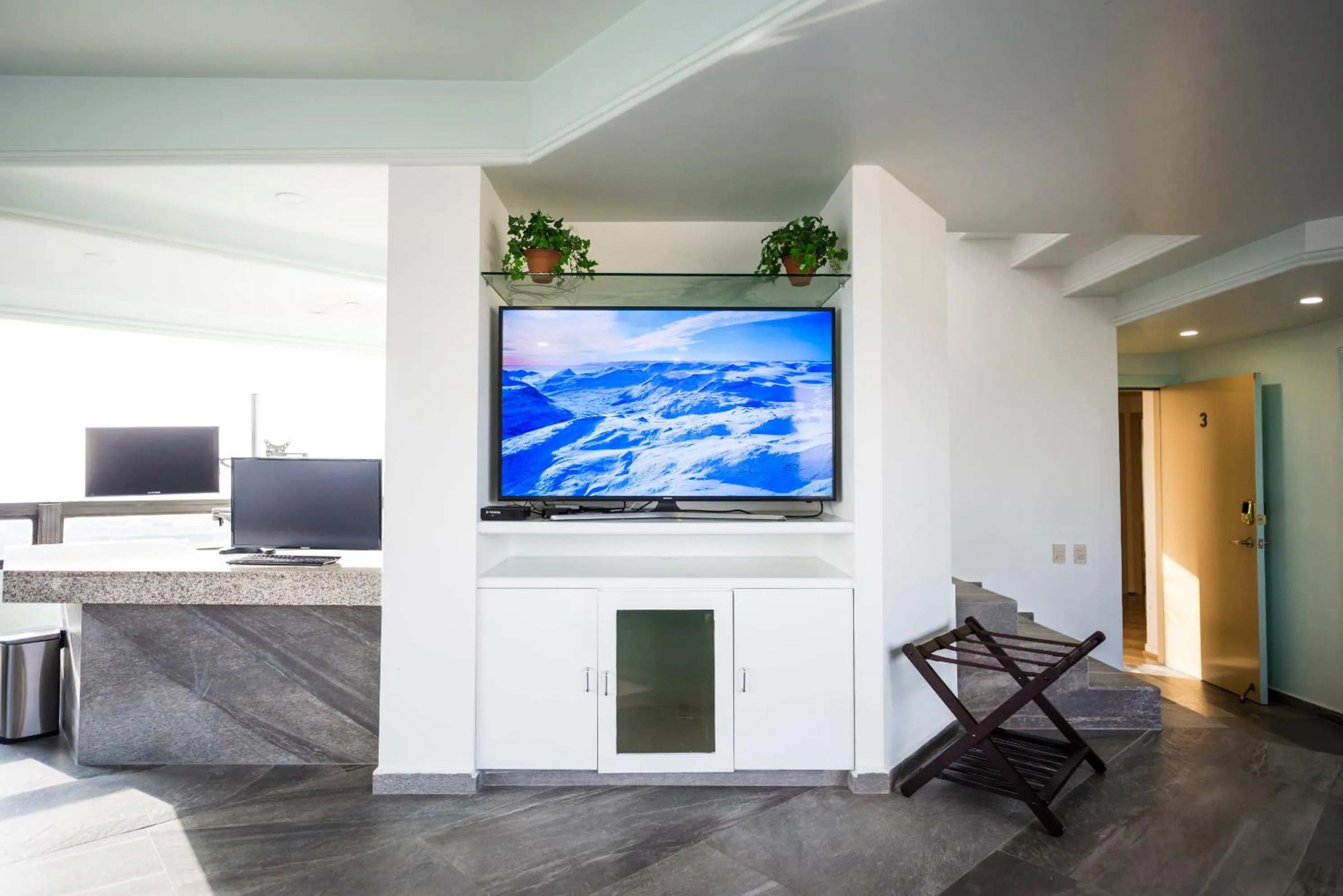 TV and multimedia in Air Lux