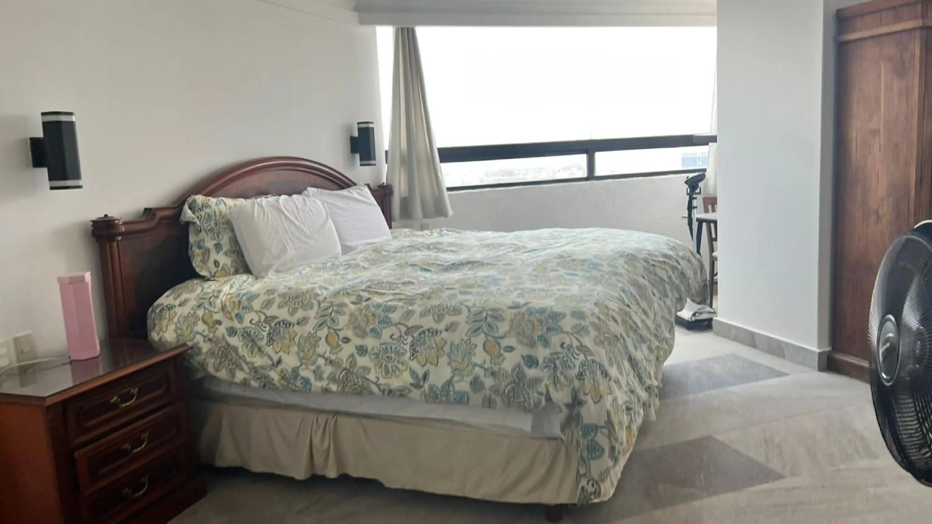 Bedroom, Bed in Air Lux