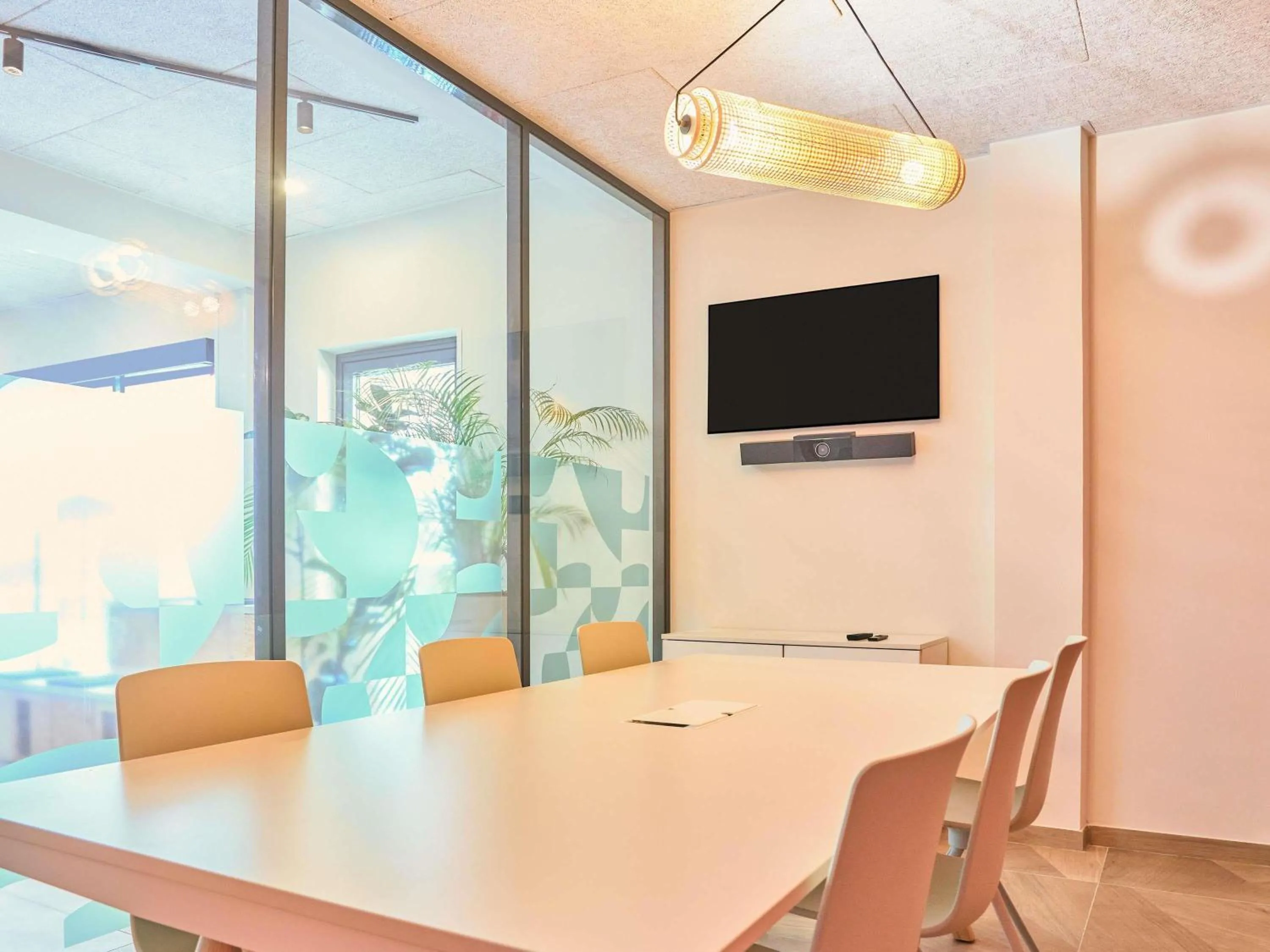 Meeting/conference room in ibis Styles Marseille Palais des Congrès Vélodrome