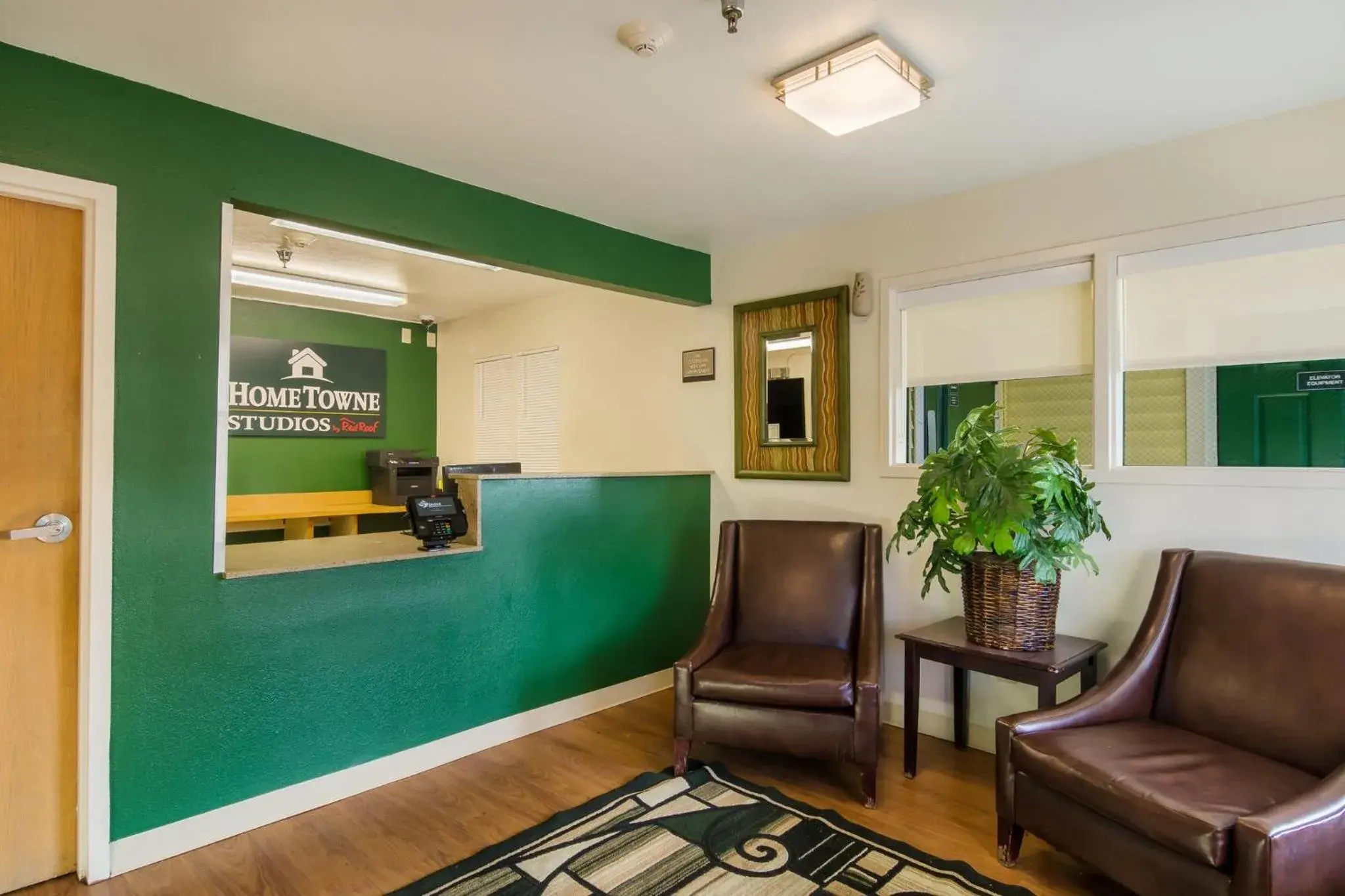Lobby or reception in HomeTowne Studios by Red Roof Denver - Glendale/ Cherry Creek Lobby or reception in HomeTowne Studios by Red Roof Denver - Glendale/ Cherry Creek