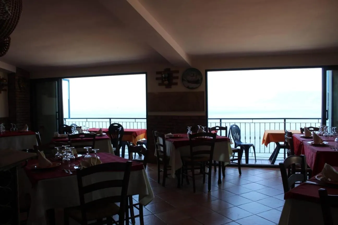 seaside room