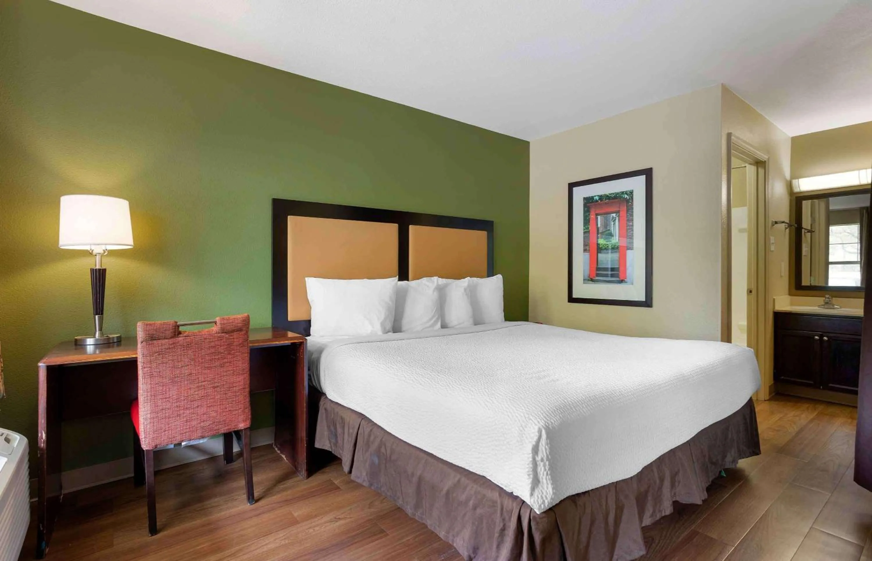 Bedroom in Extended Stay America Suites - Phoenix - Chandler - E Chandler Blvd