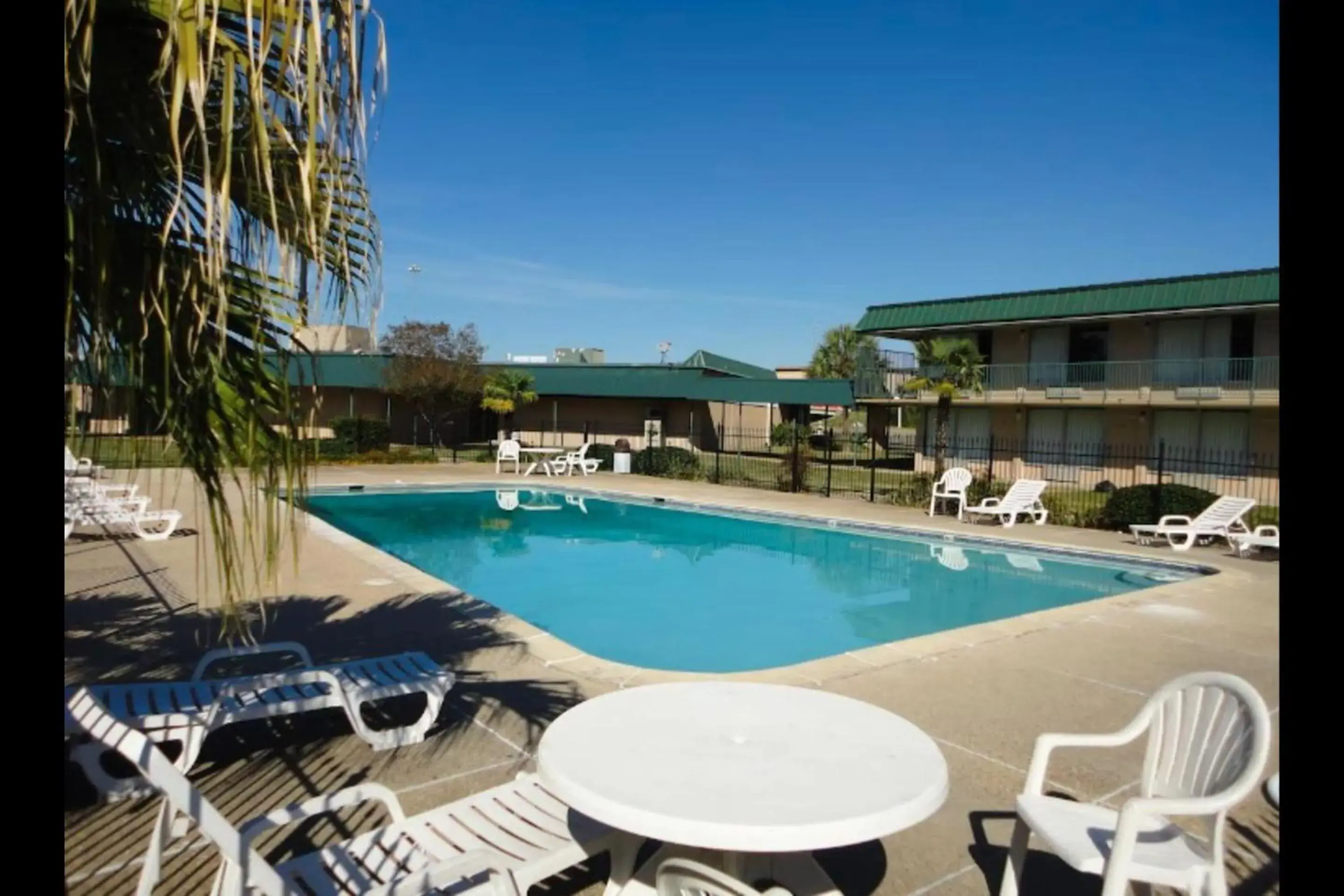 Swimming pool in Audubon Inn Port Allen I-10 Swimming pool in Audubon Inn Port Allen I-10