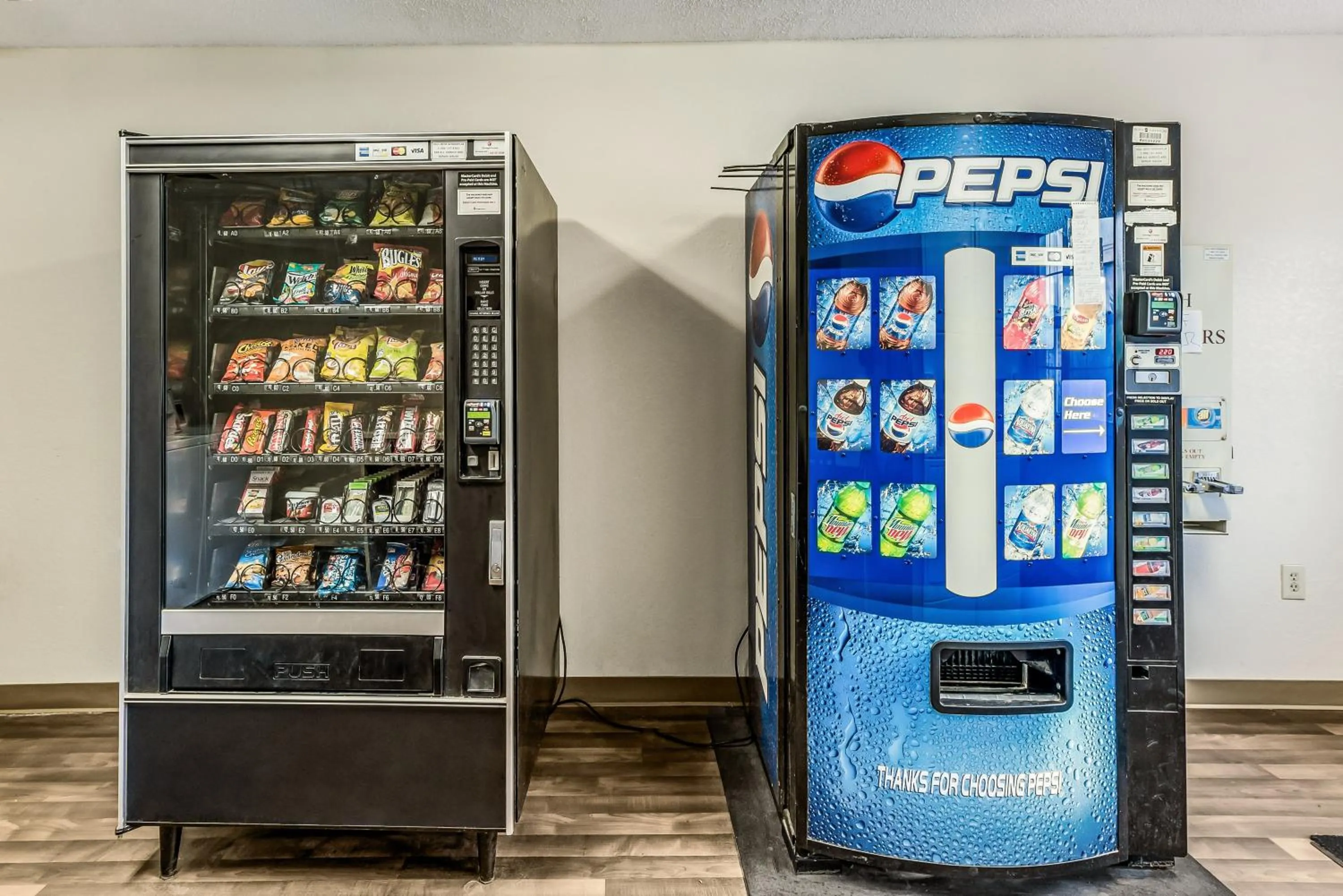 Other in HomeTowne by Red Roof Studios Cincinnati - Sharonville