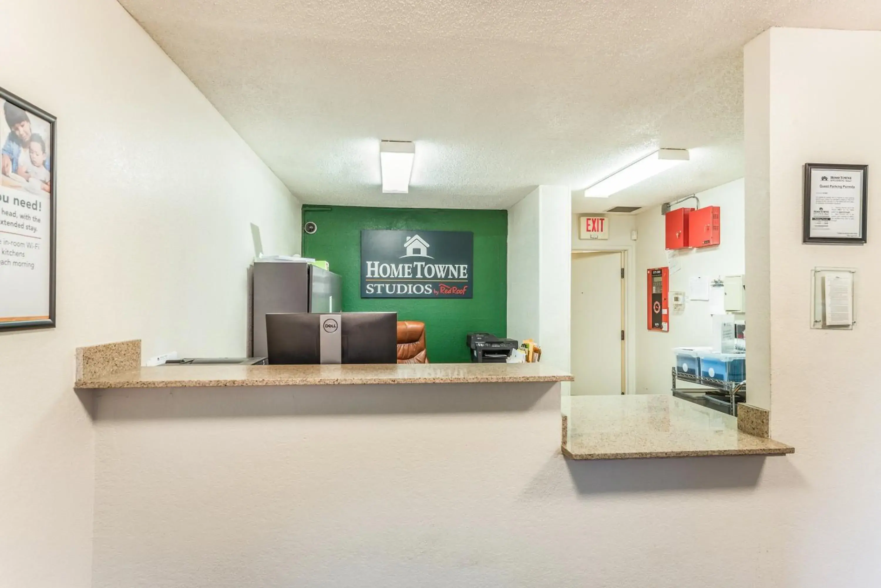 Lobby or reception in HomeTowne by Red Roof Studios Cincinnati - Sharonville Lobby or reception in HomeTowne by Red Roof Studios Cincinnati - Sharonville