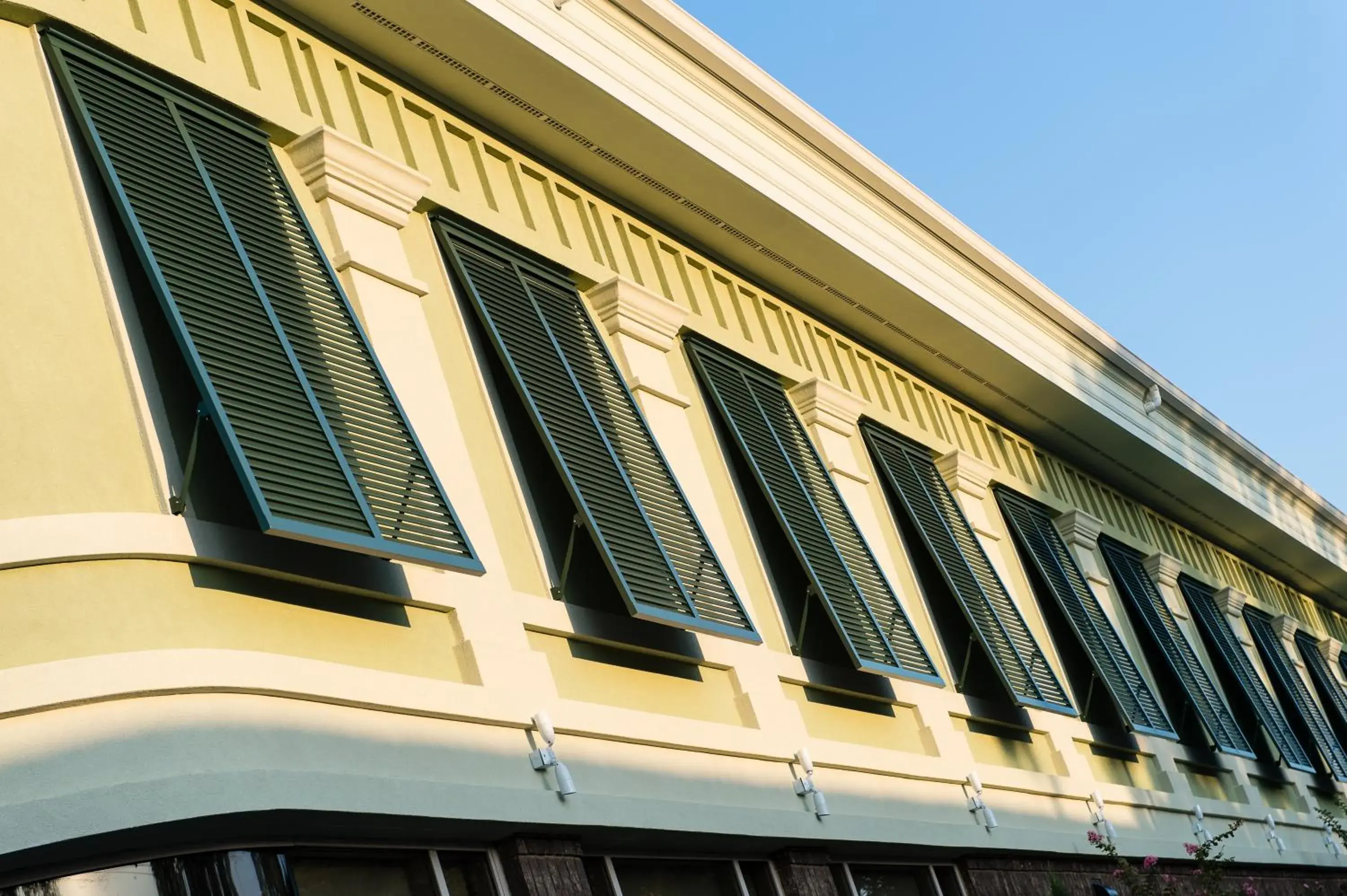 Facade/entrance in Town & Country Inn and Suites Facade/entrance in Town & Country Inn and Suites