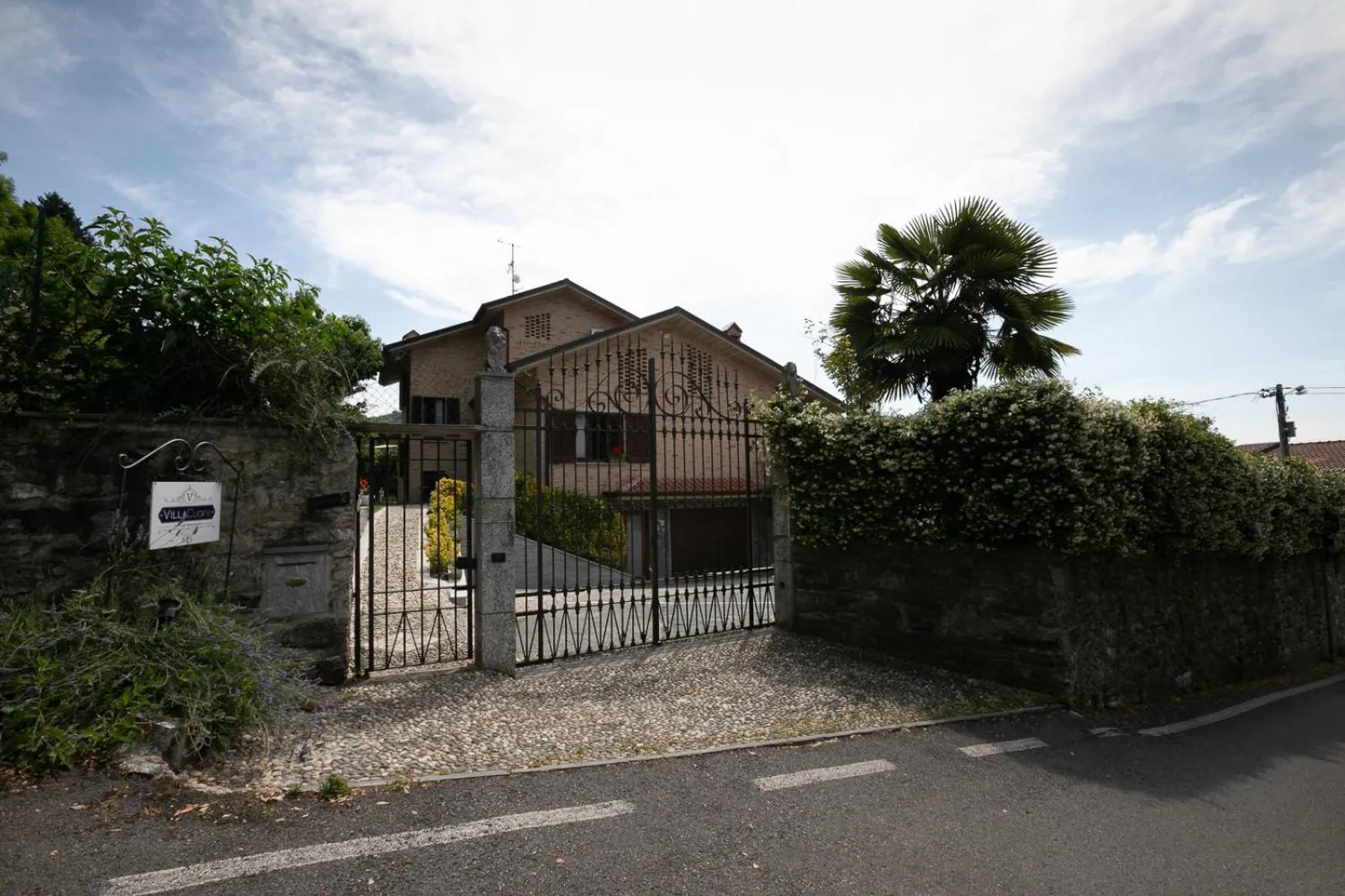 Property building in Villa Cuore