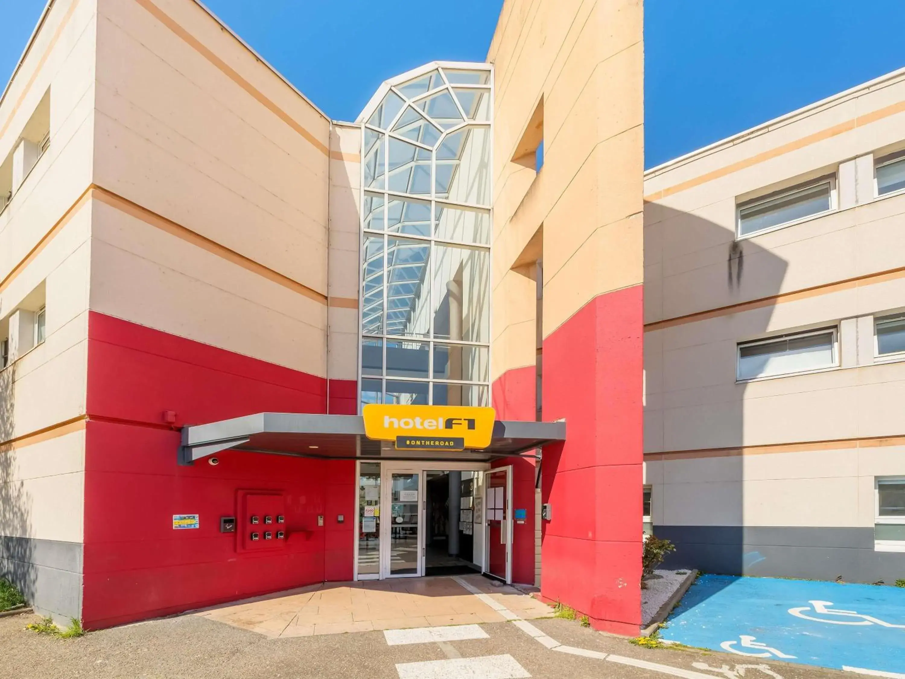 Property building in hôtel F1 Strasbourg Sud La Vigie Property building in hôtel F1 Strasbourg Sud La Vigie