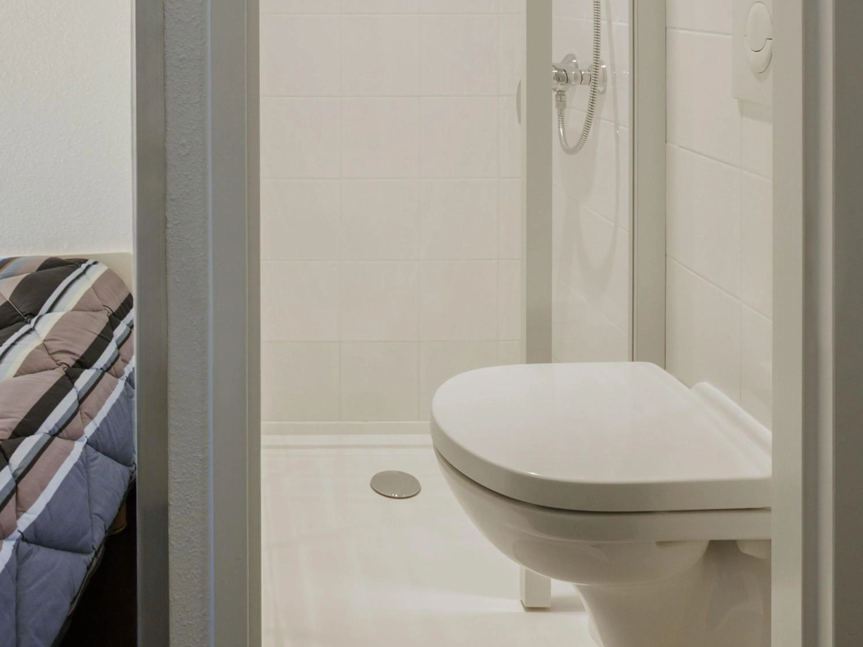 Bedroom in hôtel F1 Strasbourg Sud La Vigie