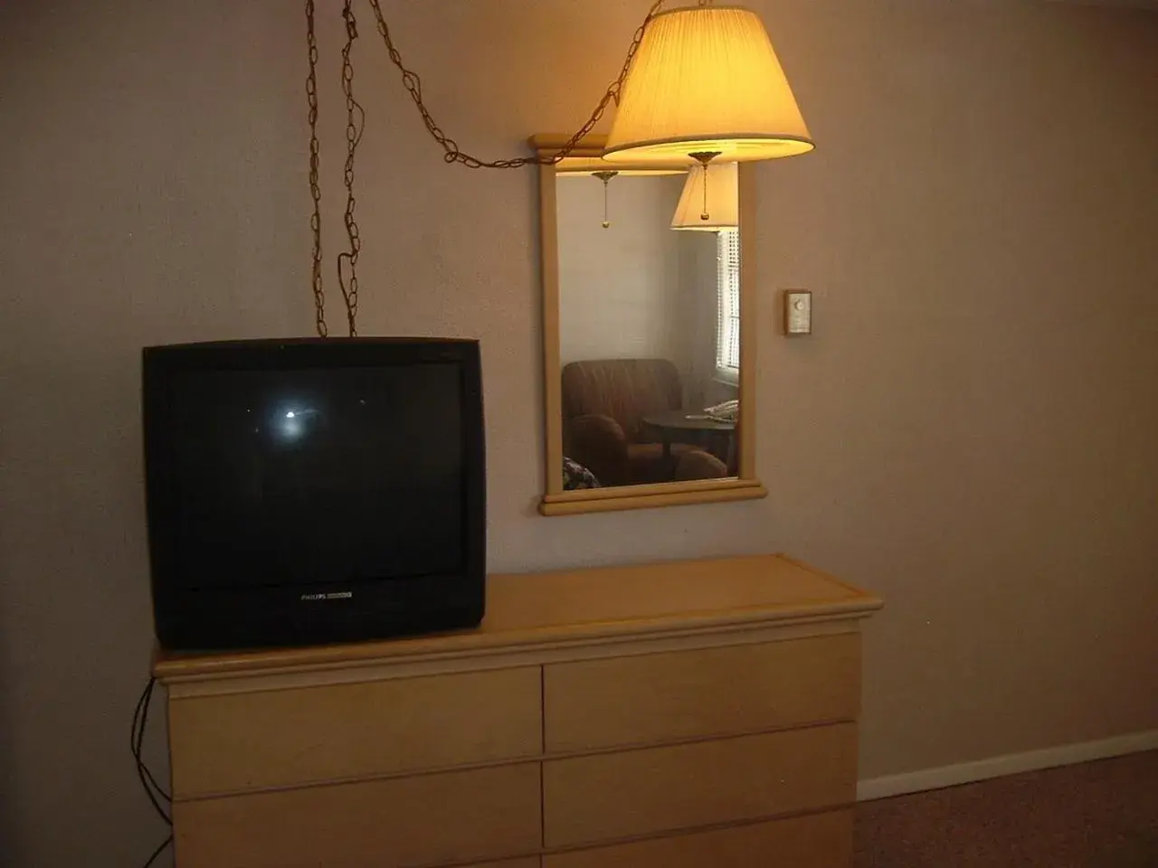Small Double Room in Fels Three Crown Motel Small Double Room in Fels Three Crown Motel
