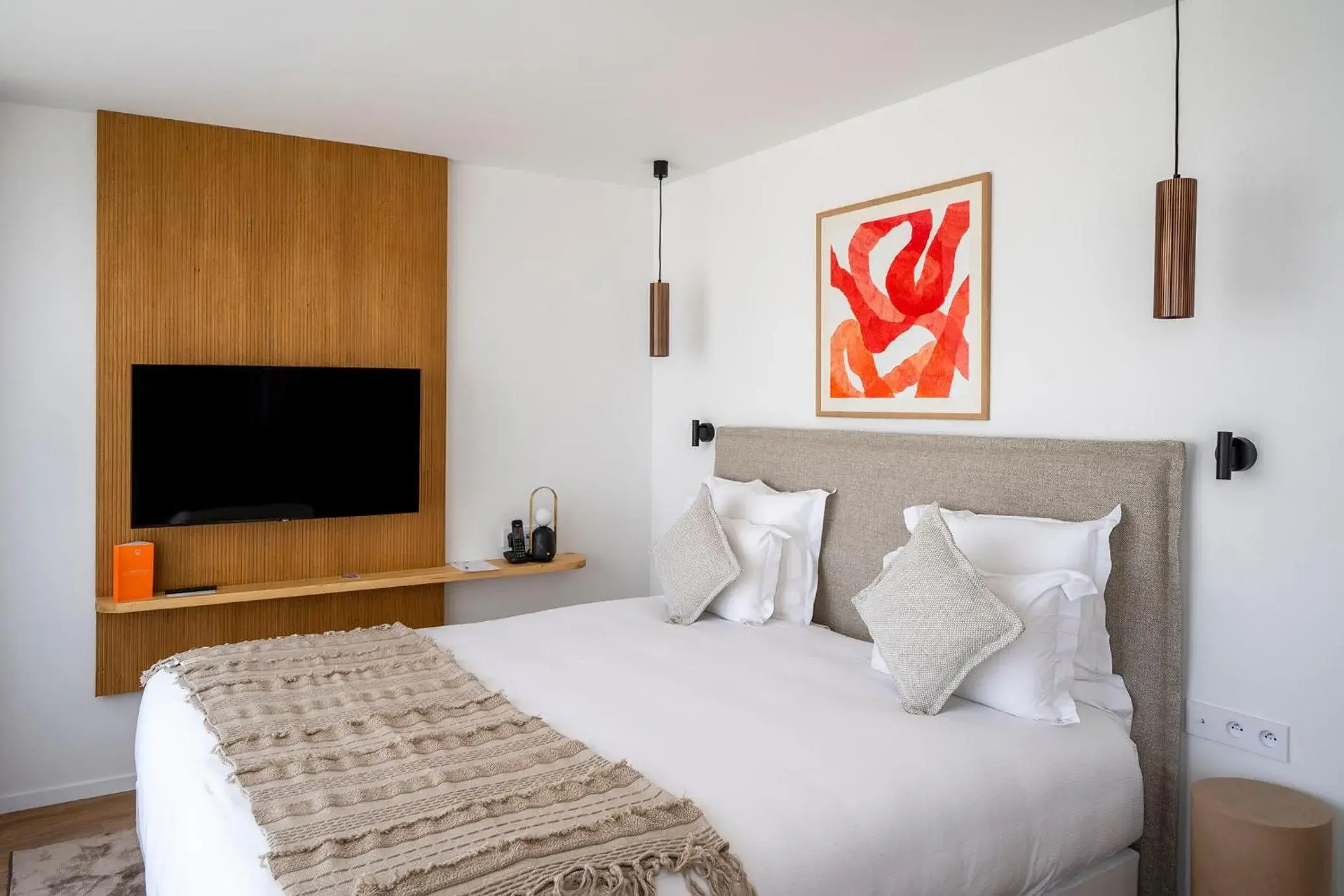 Bedroom, Bed in Hôtel La Plage 5 étoiles La Grande Motte Bedroom, Bed in Hôtel La Plage 5 étoiles La Grande Motte