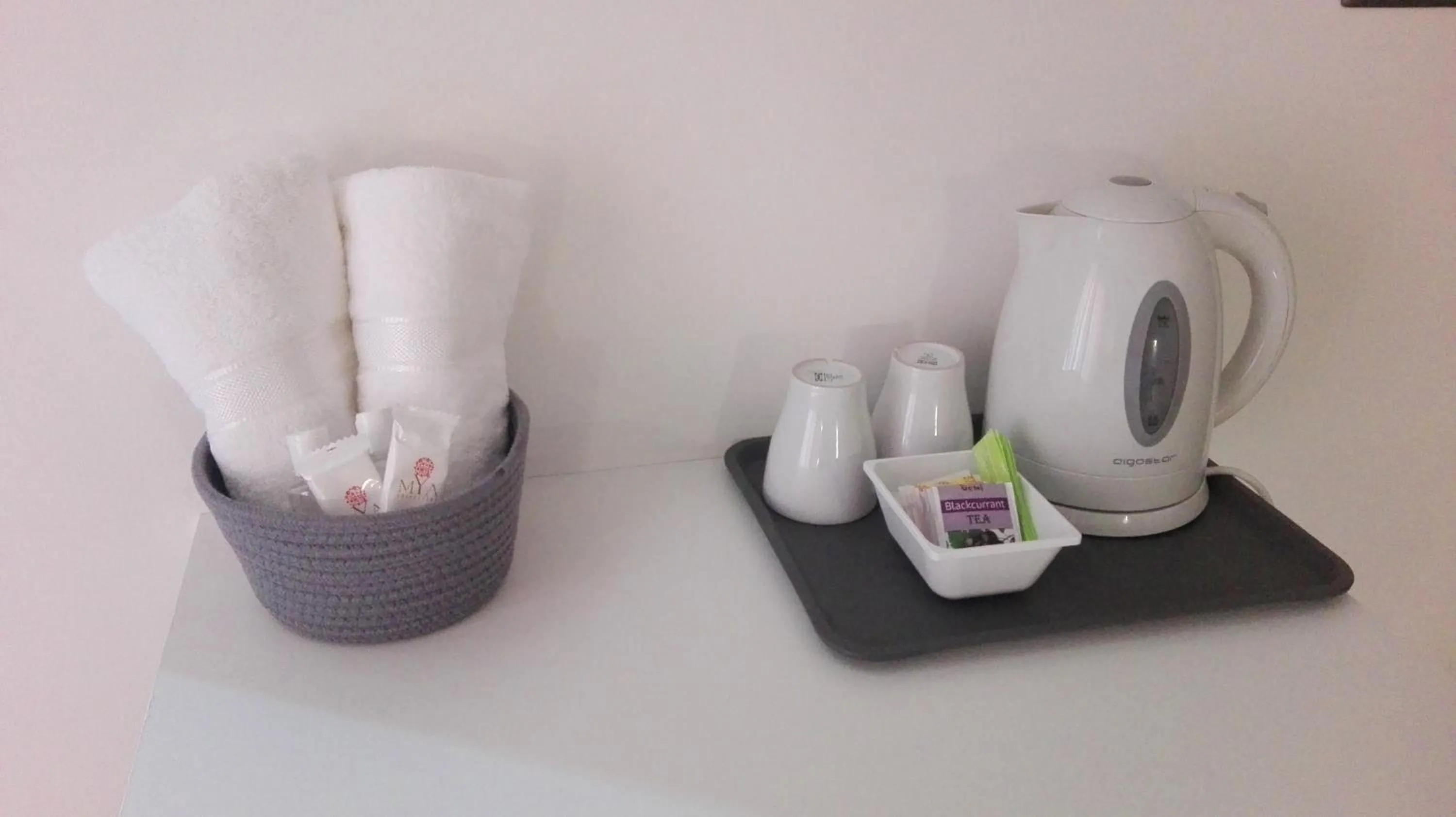 Coffee/tea facilities in B&B TERRA DI MITI