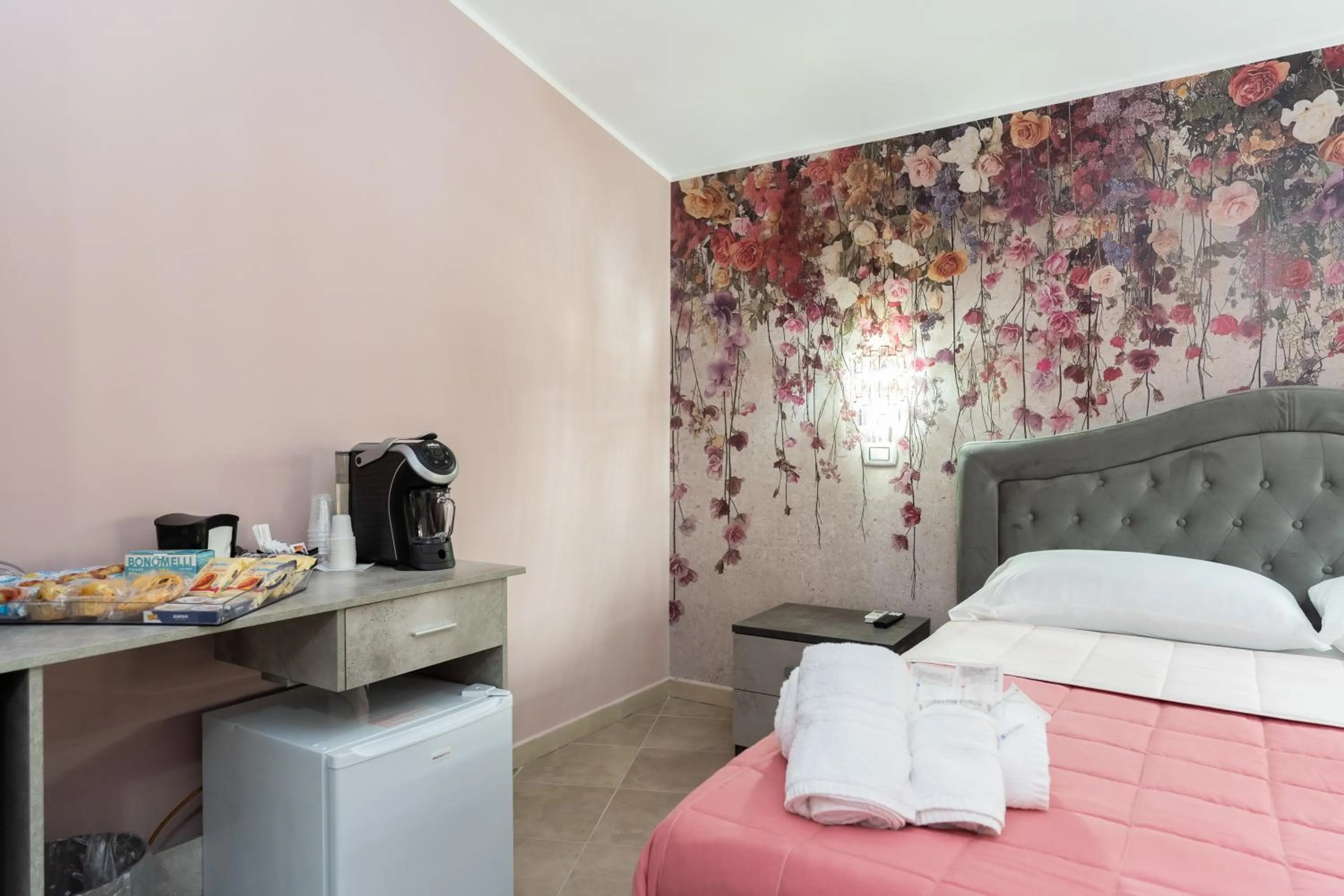 Bed in B&B Golden House & spa