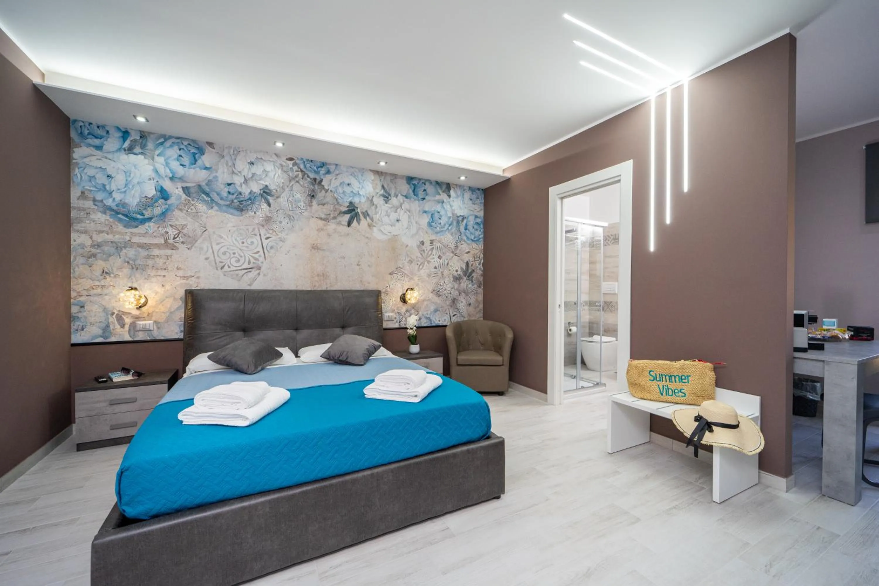 Bed in B&B Golden House & spa