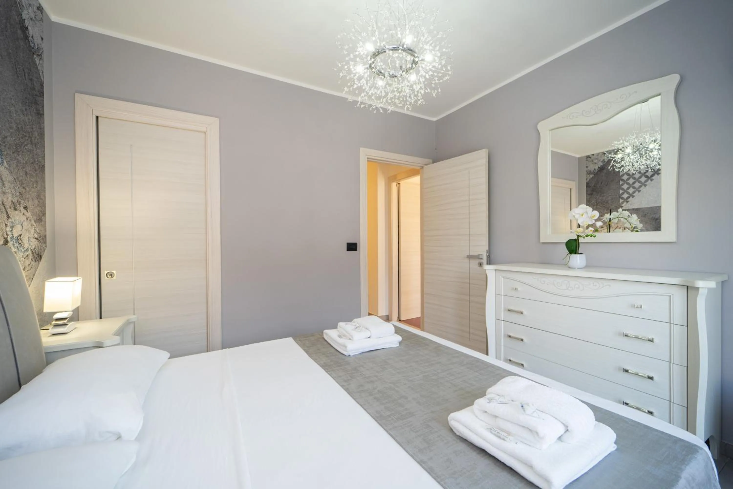 Bed in B&B Golden House & spa