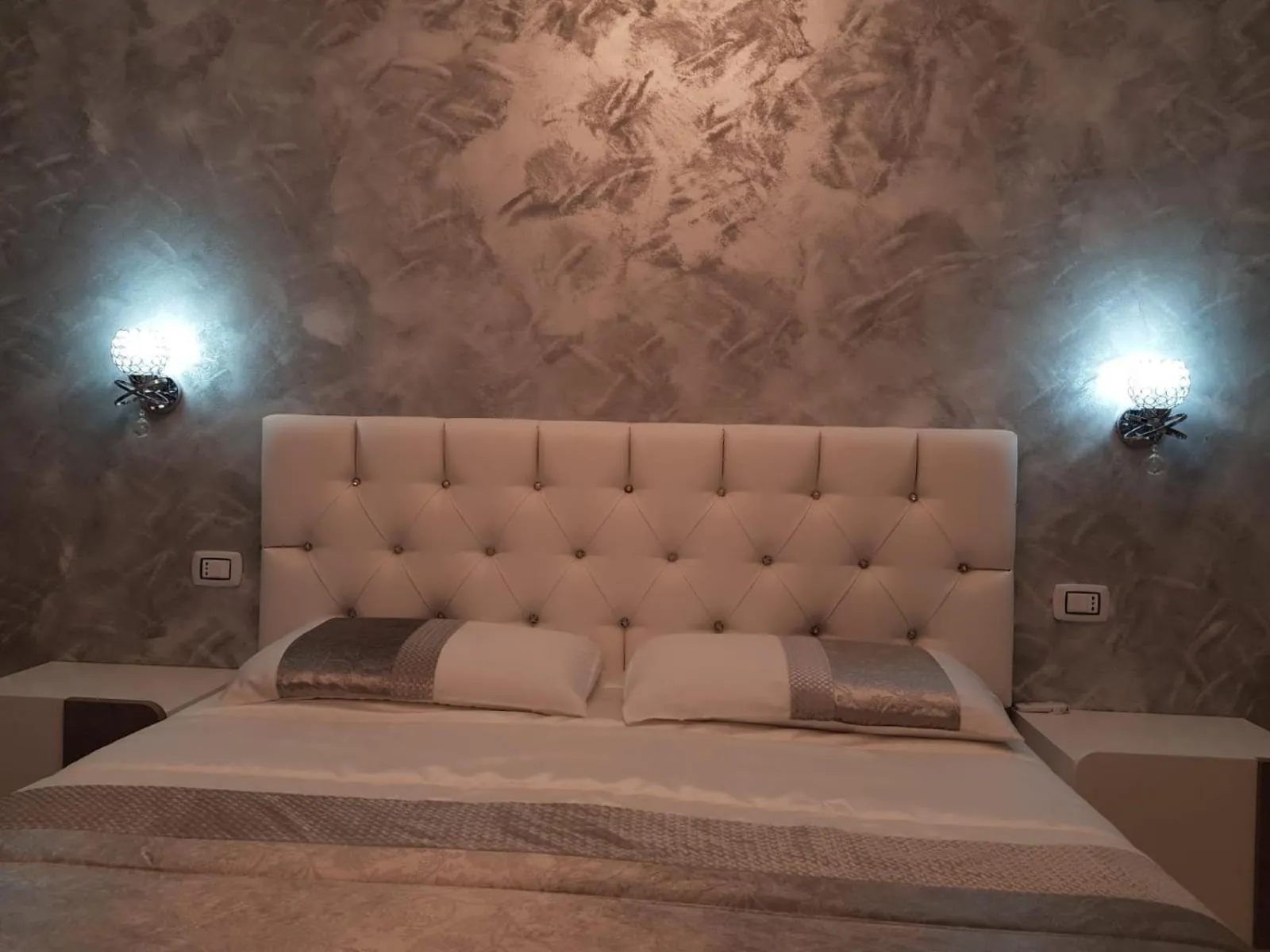 Bed in B&B Golden House & spa