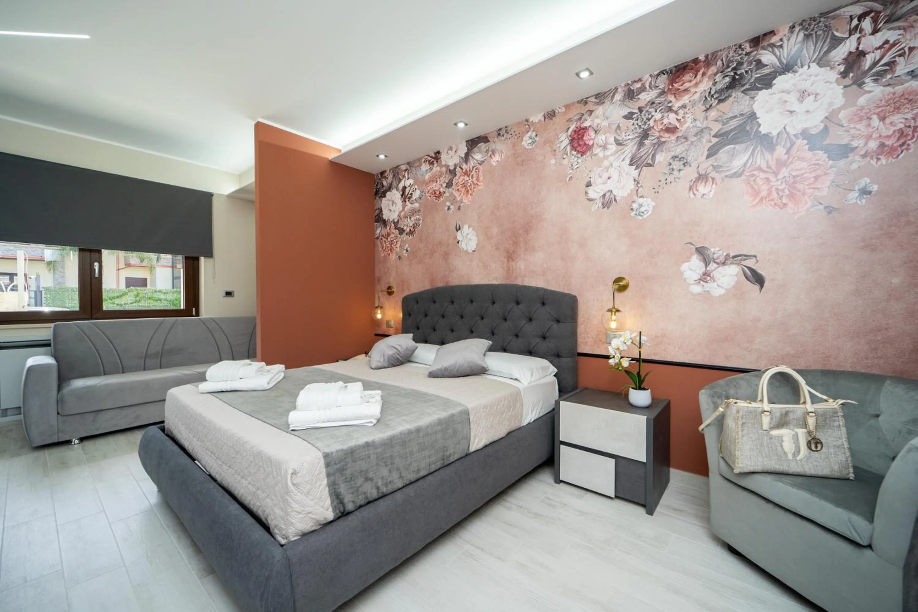 Bed in B&B Golden House & spa