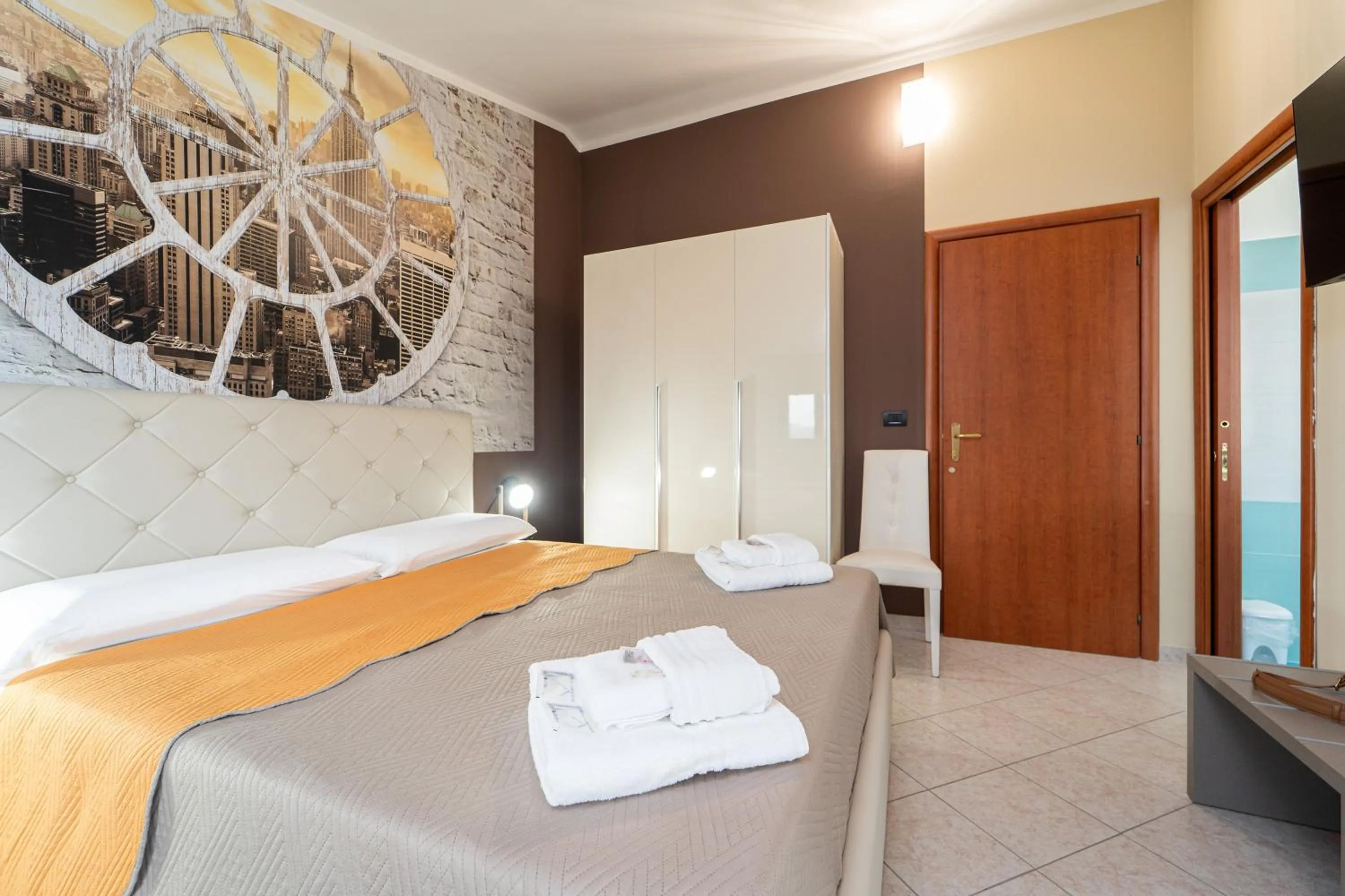 Bed in B&B Golden House & spa