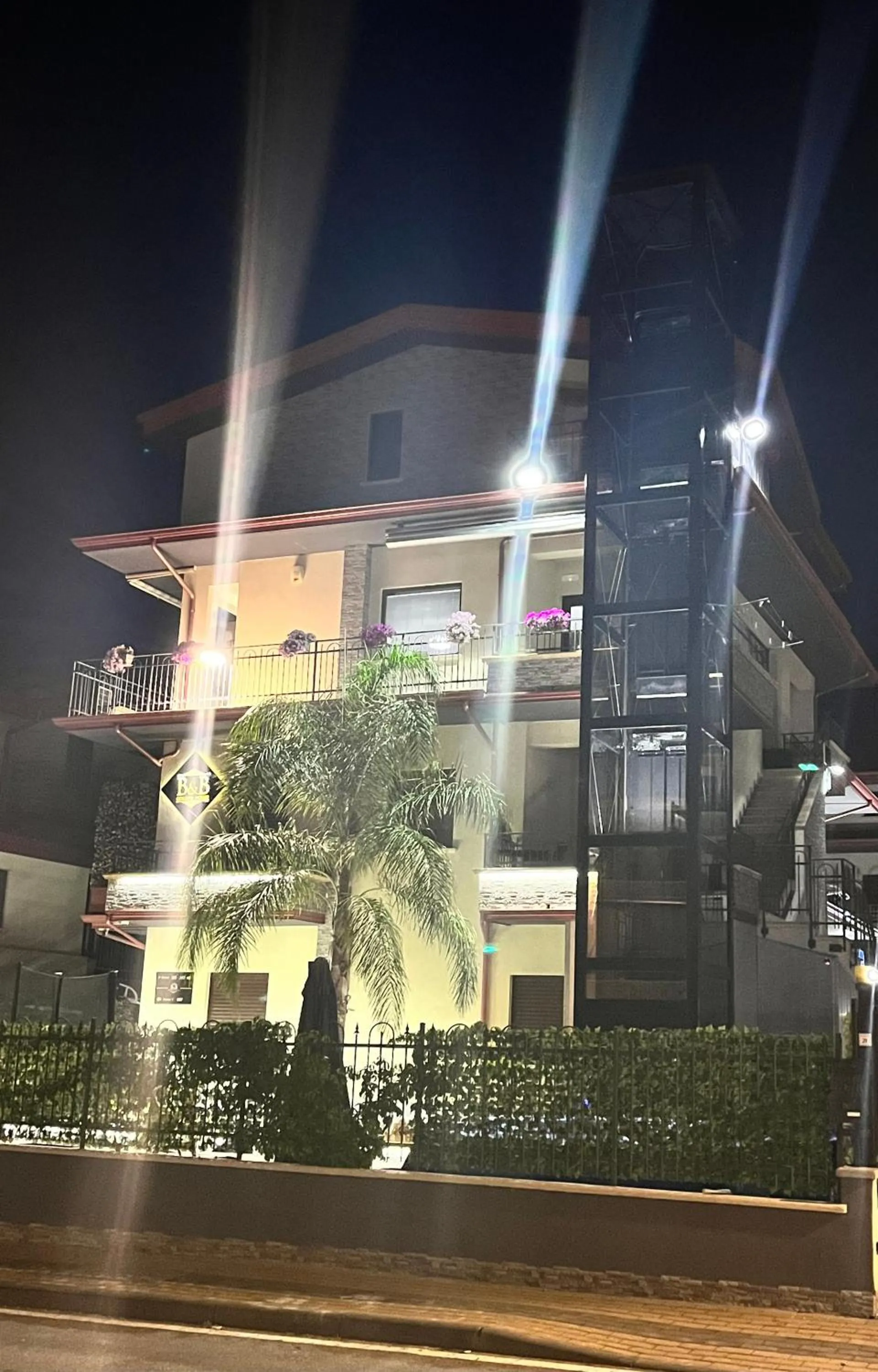 B&B Golden House & spa