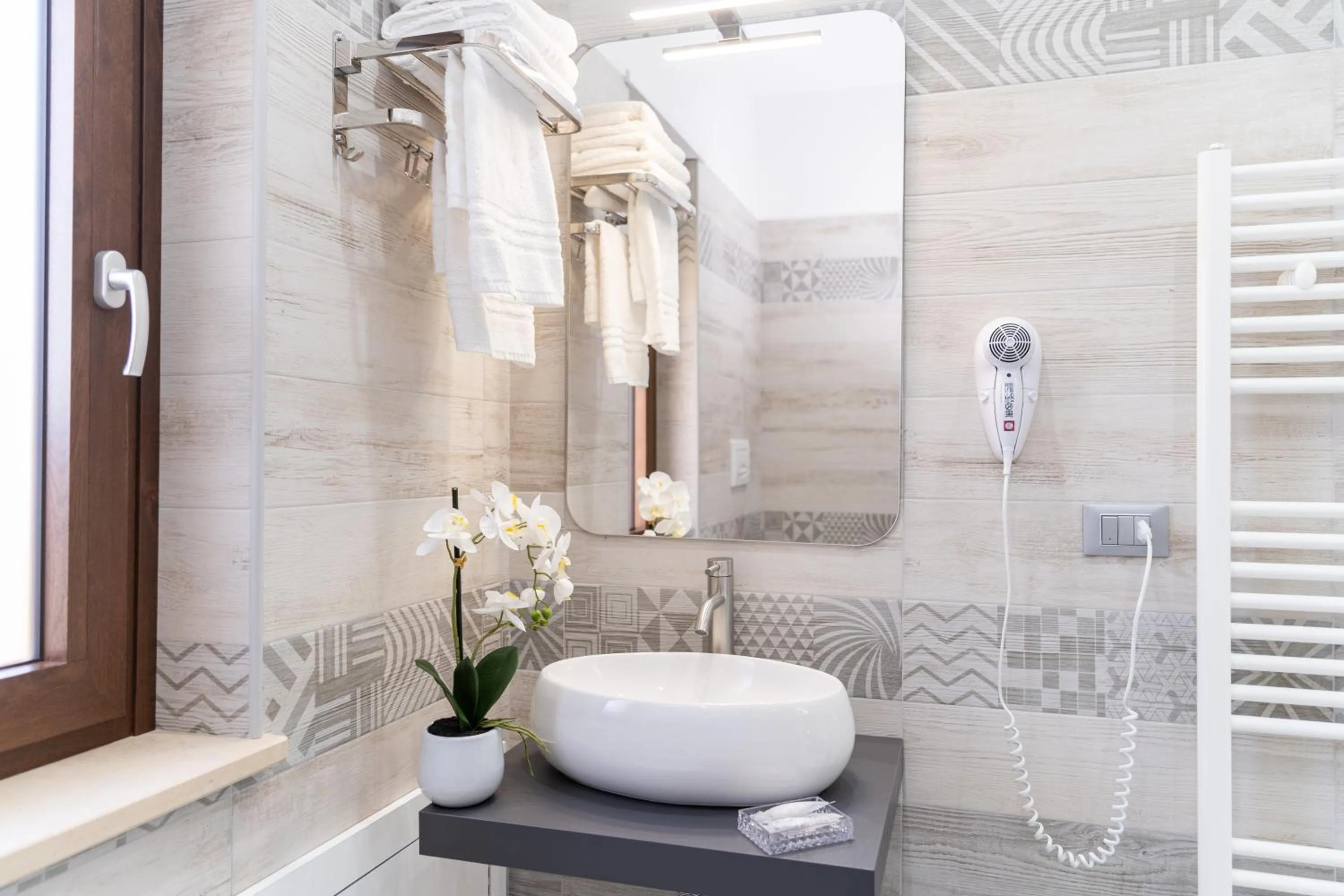 B&B Golden House & spa