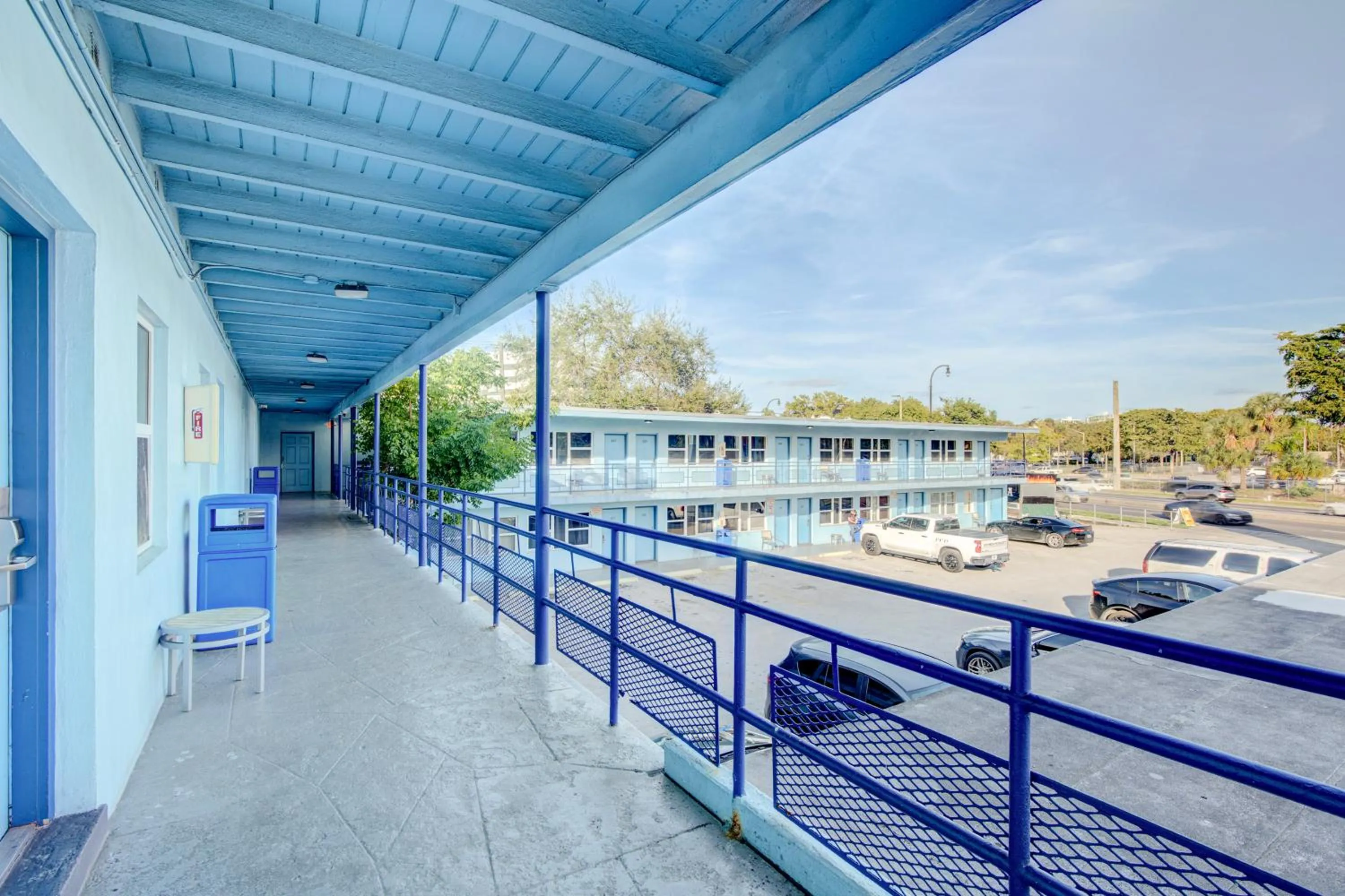 Parking in Leeward Motel By Capital O North Miami Beachside