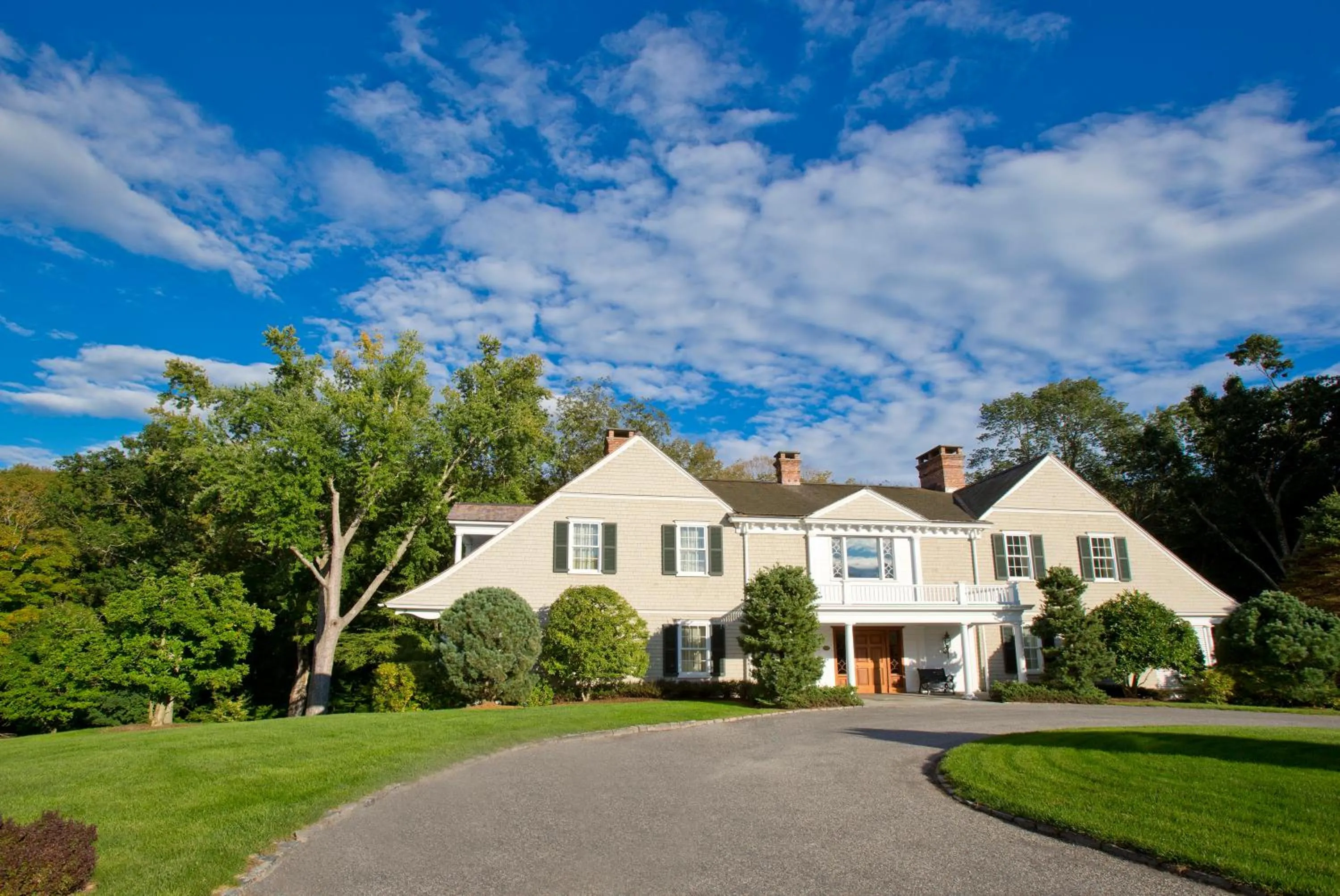 Property building in The Mayflower Inn & Spa, Auberge Collection