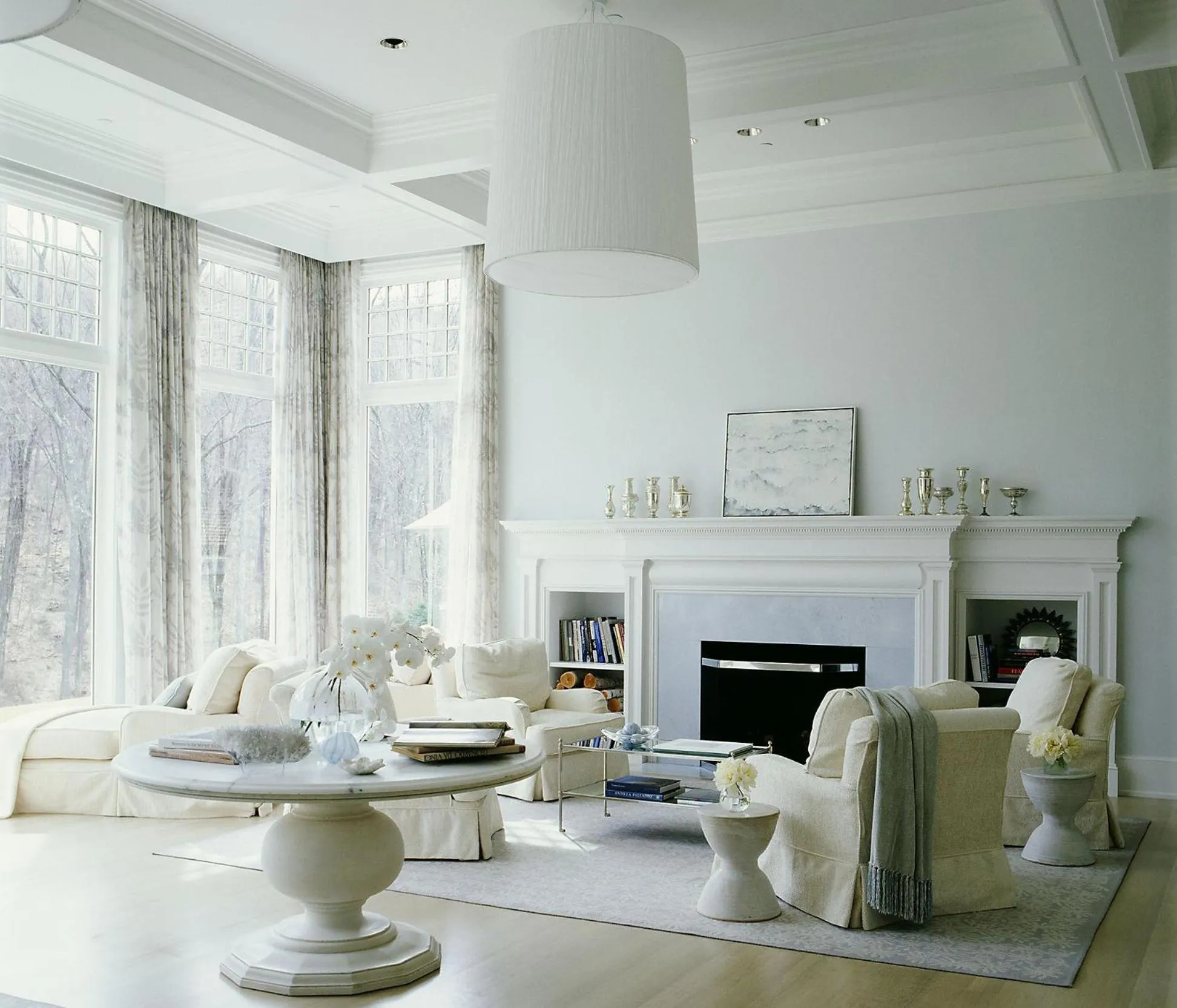 Communal lounge/ TV room in The Mayflower Inn & Spa, Auberge Collection