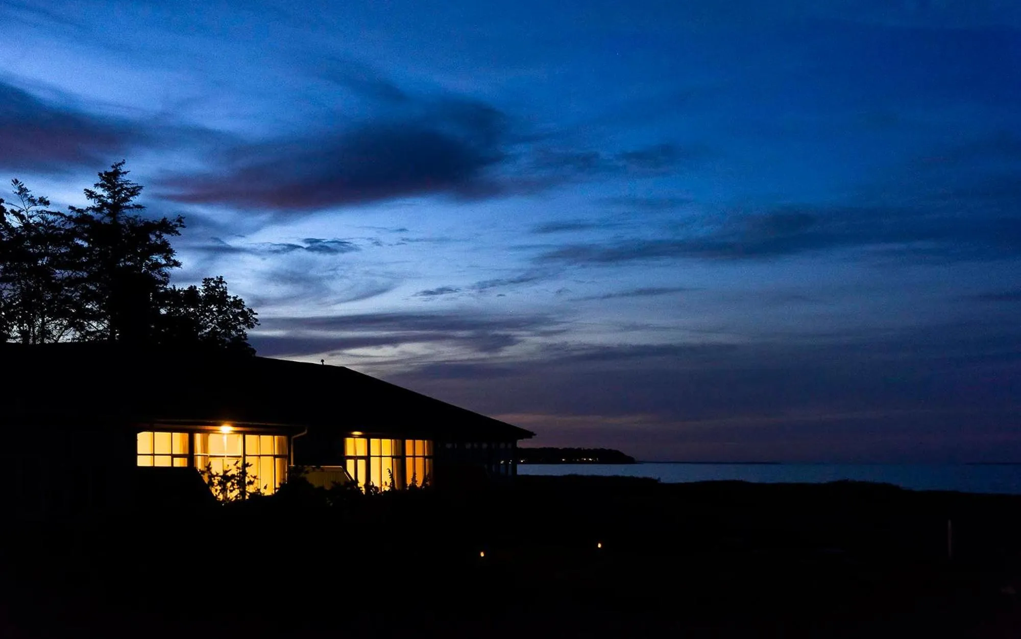 Property building in Skærven Beachfront Apartments and Cottage
