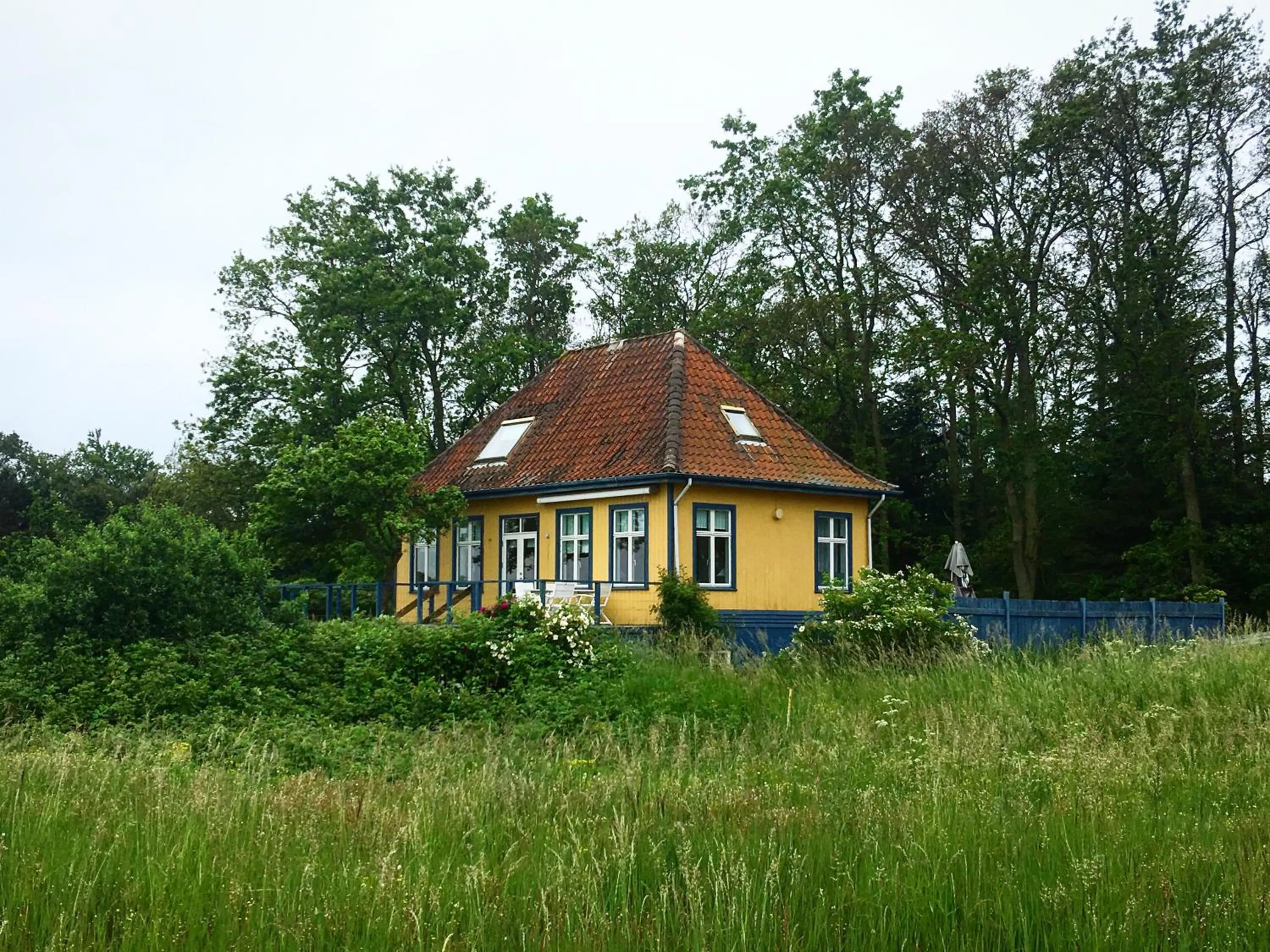 Property building in Skærven Beachfront Apartments and Cottage