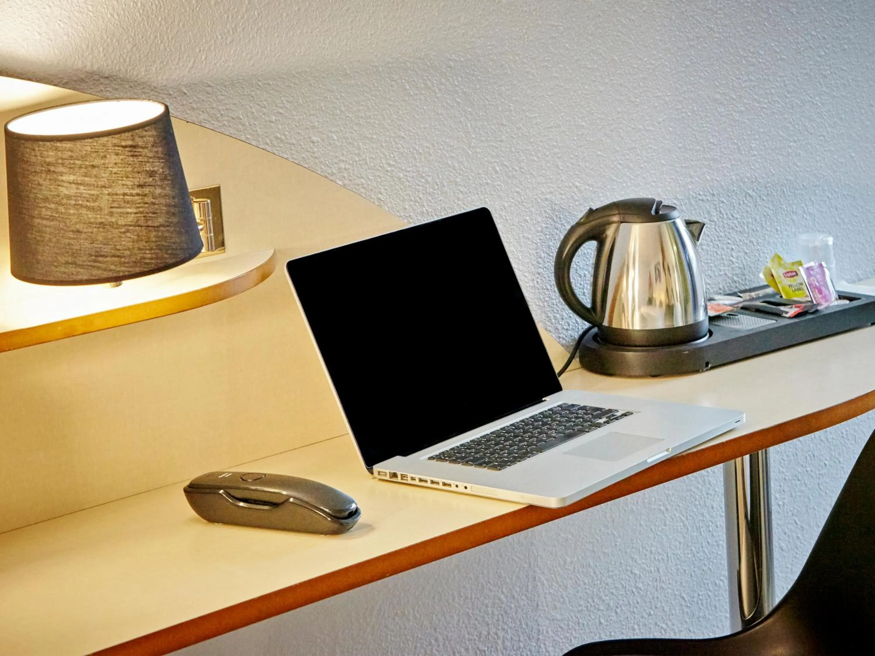 Coffee/tea facilities in Kyriad Direct Bron Lyon Eurexpo