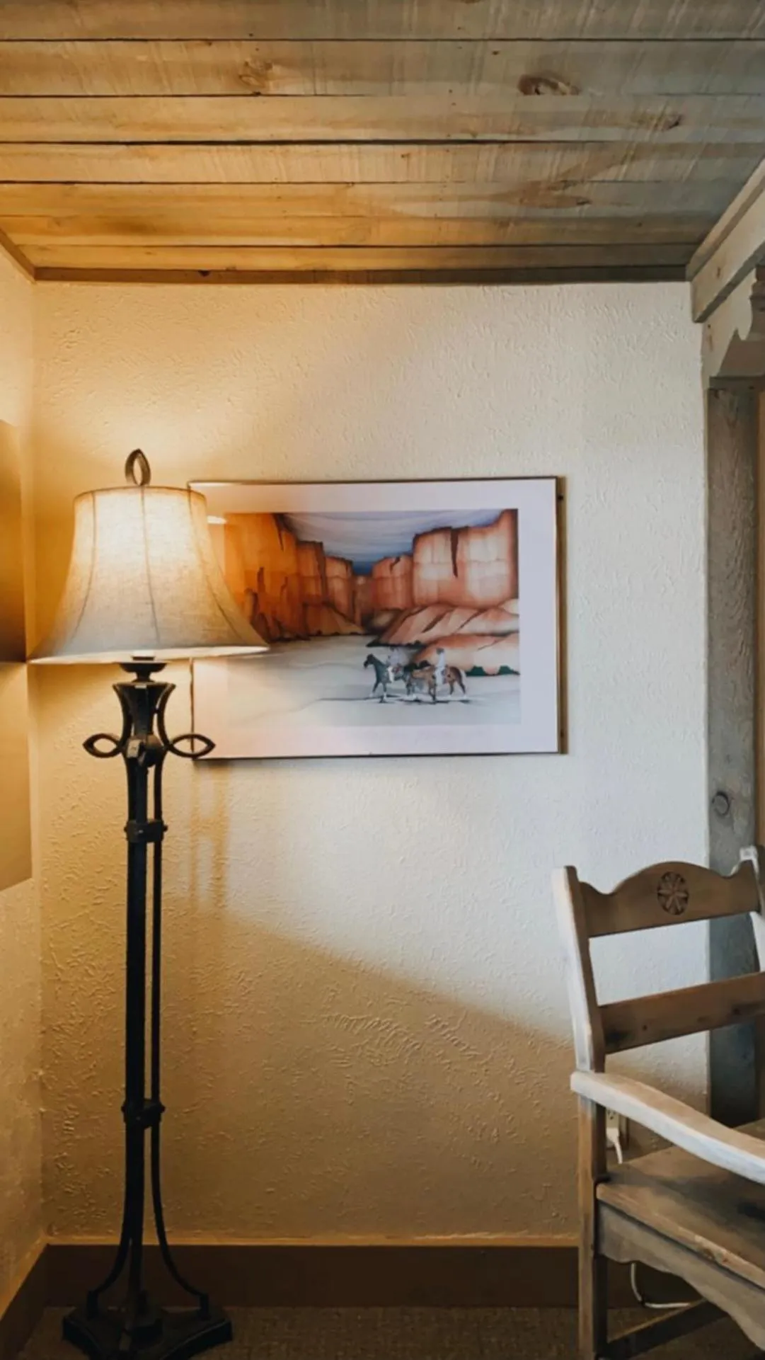 Decorative detail in Chama Trails Motel