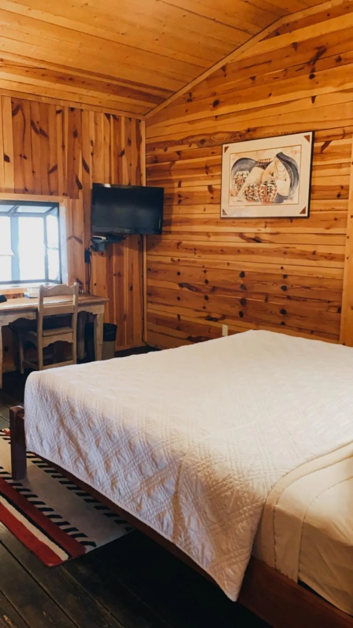 Bed in Chama Trails Motel