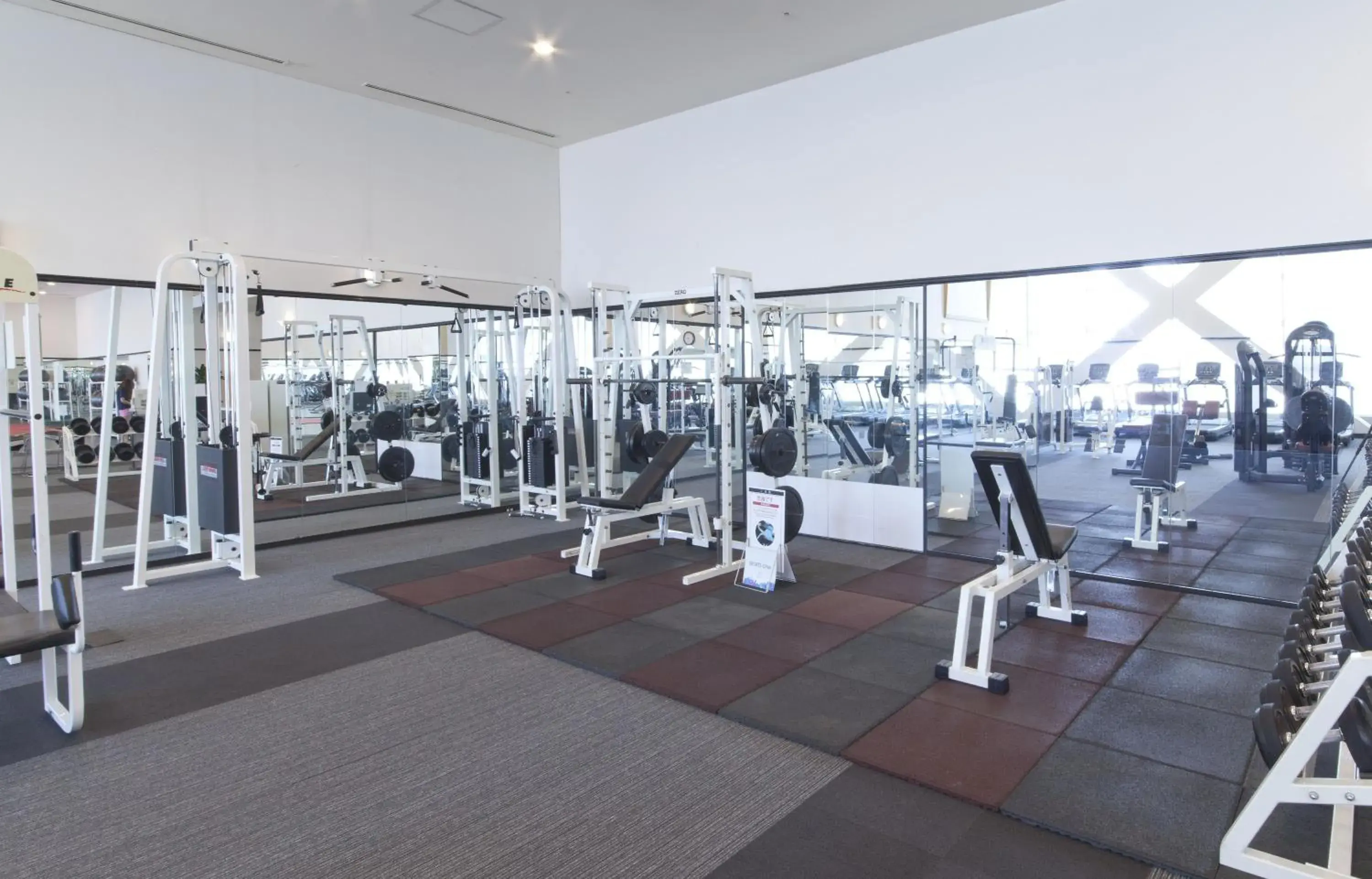 Fitness centre/facilities in Spa World HOTEL&RESORT Fitness centre/facilities in Spa World HOTEL&RESORT