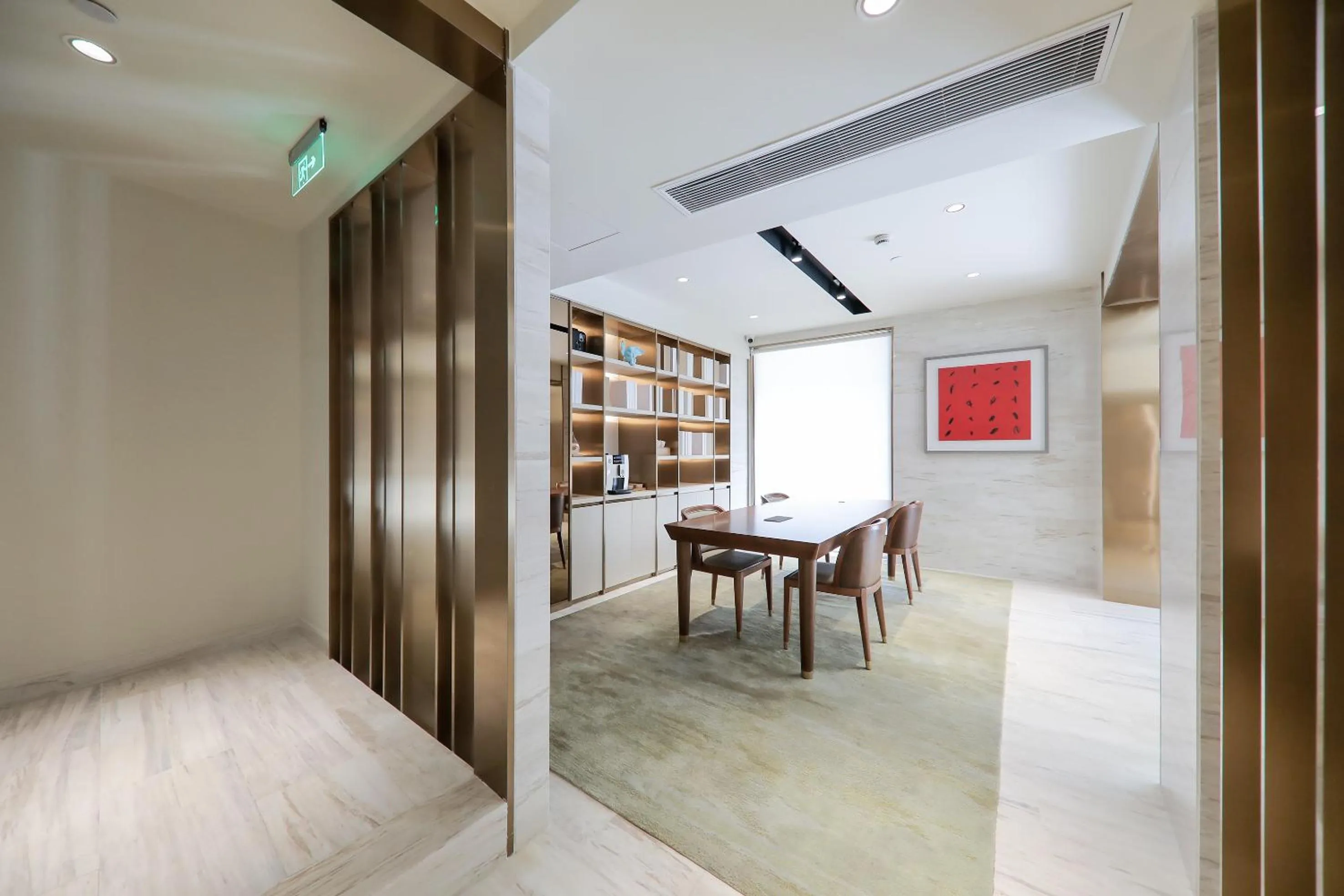 Seating area, Bed in Ji Hotel (Shanghai The Bund Sichuan Middle Road)