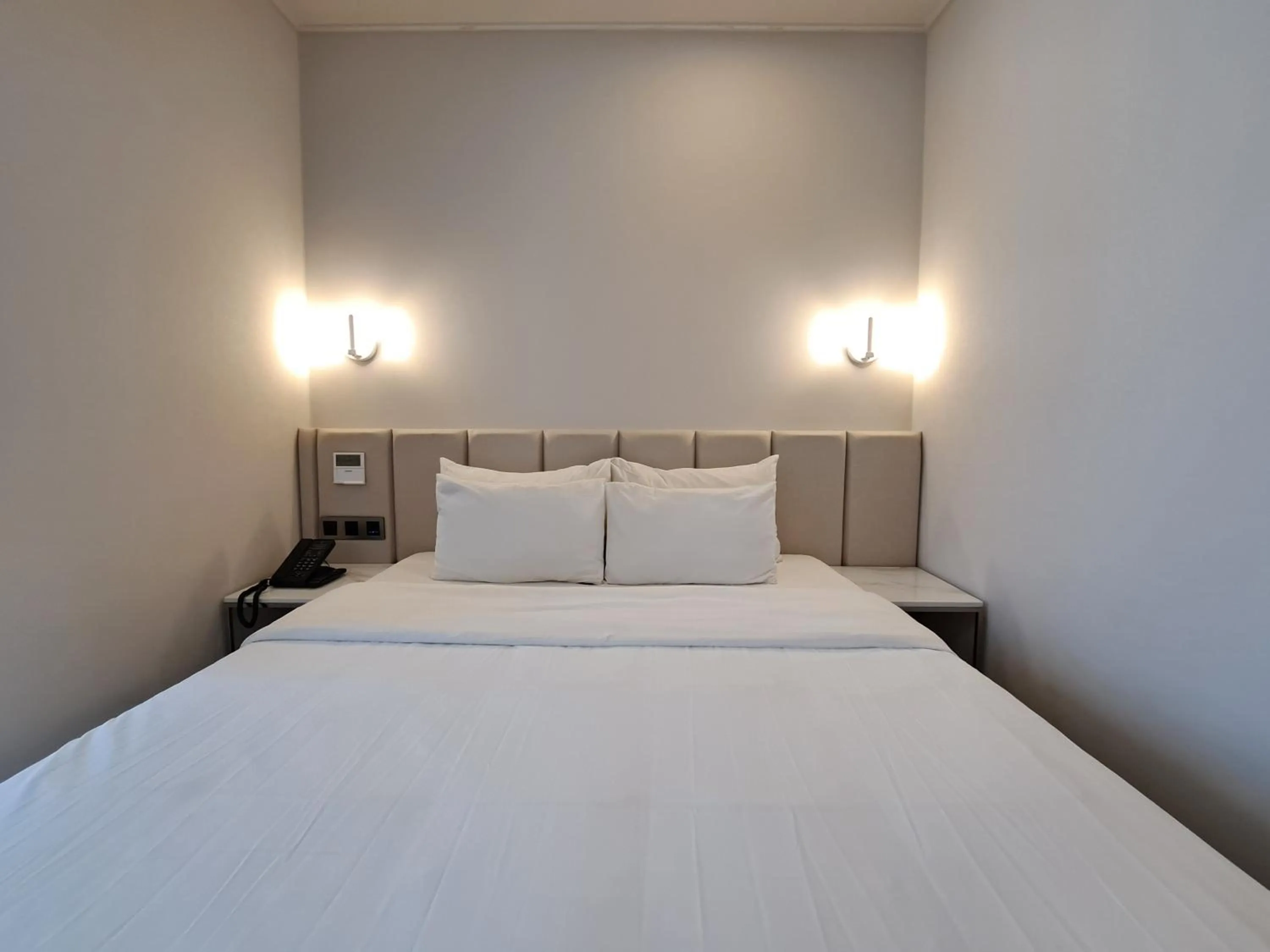 Bed in Ocean The Point Hotel Busan