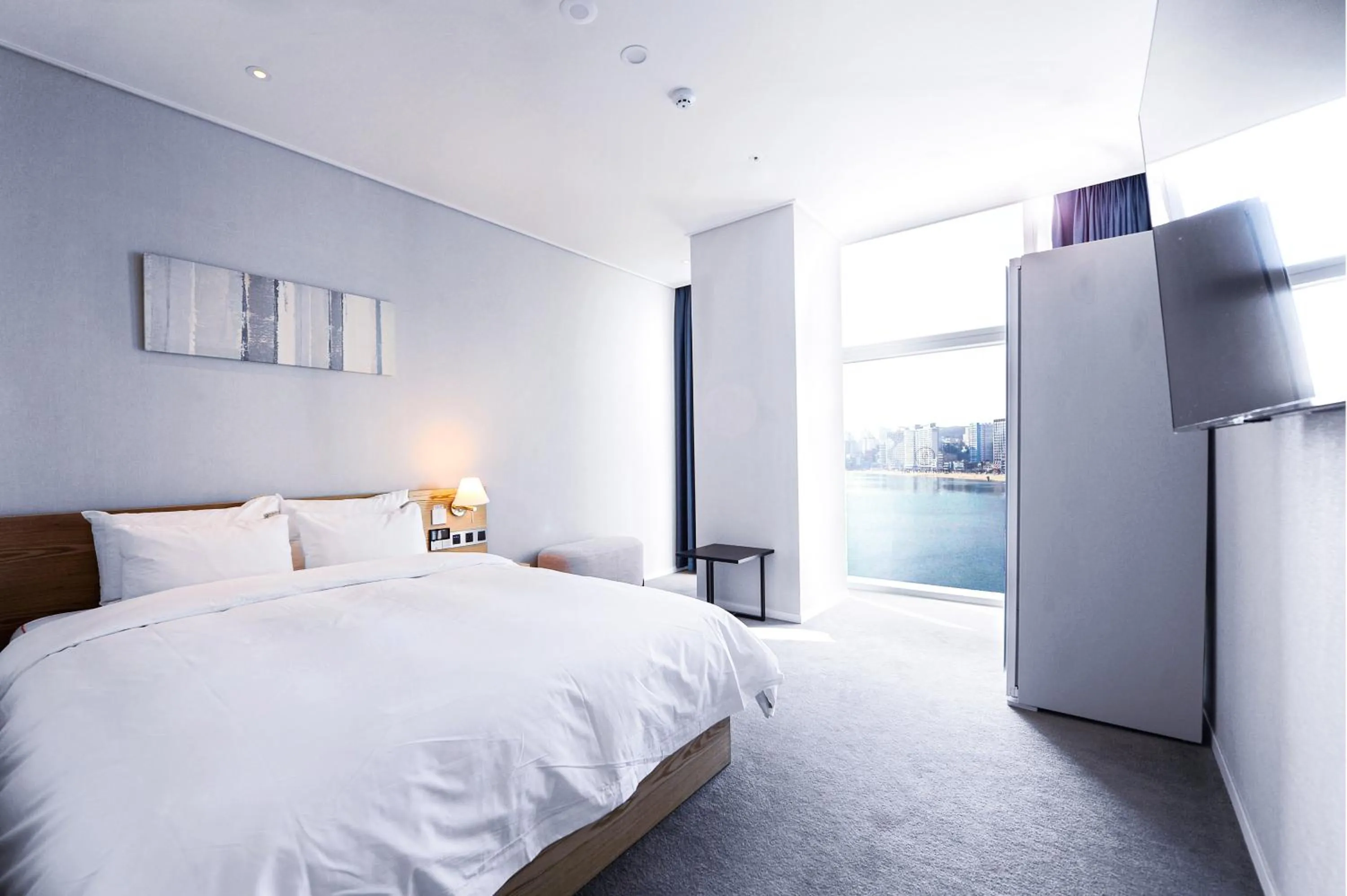 Bed in Ocean The Point Hotel Busan