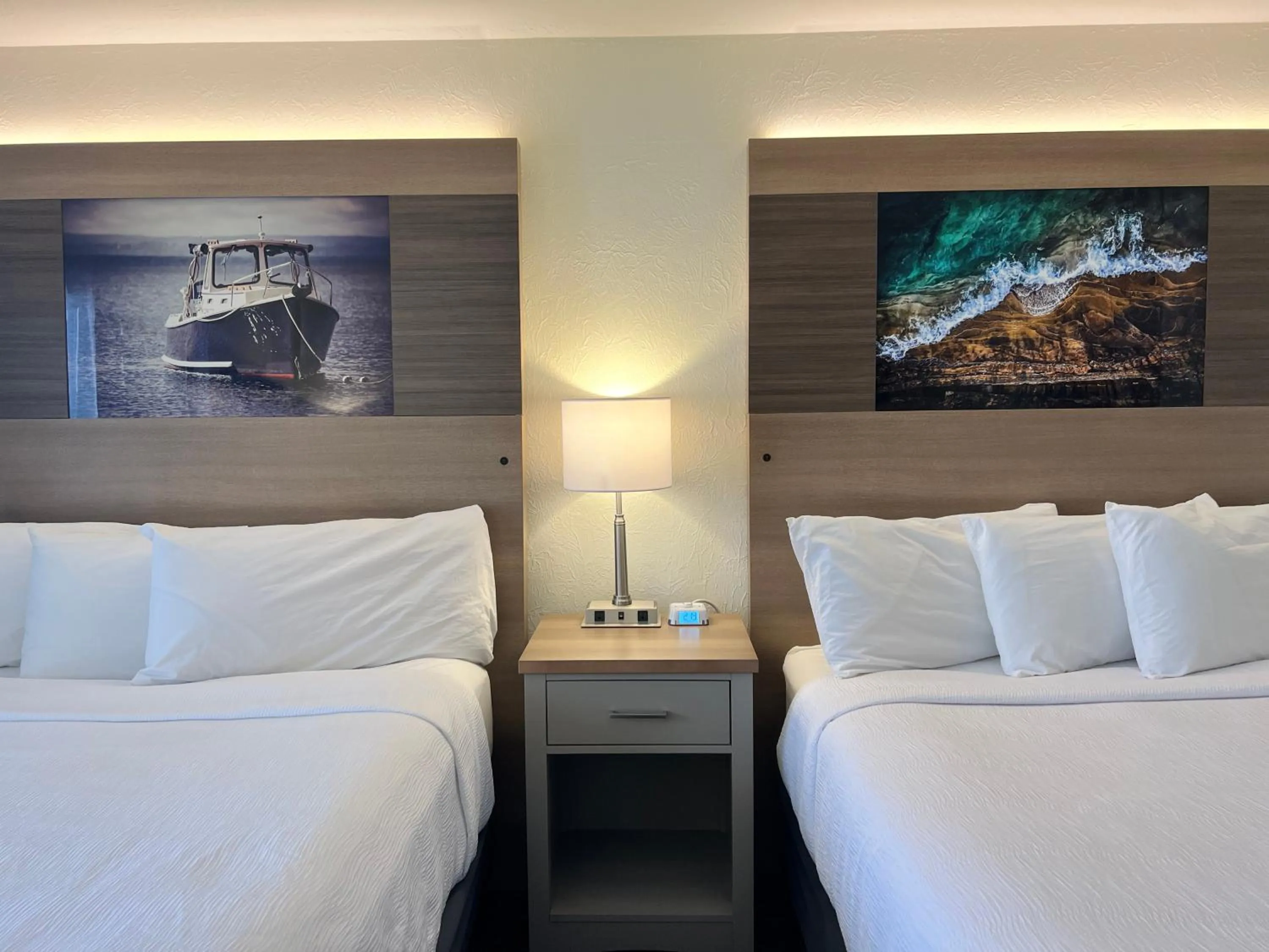 Beach View Veranda Double Queen in The Beach Haus - Traverse City