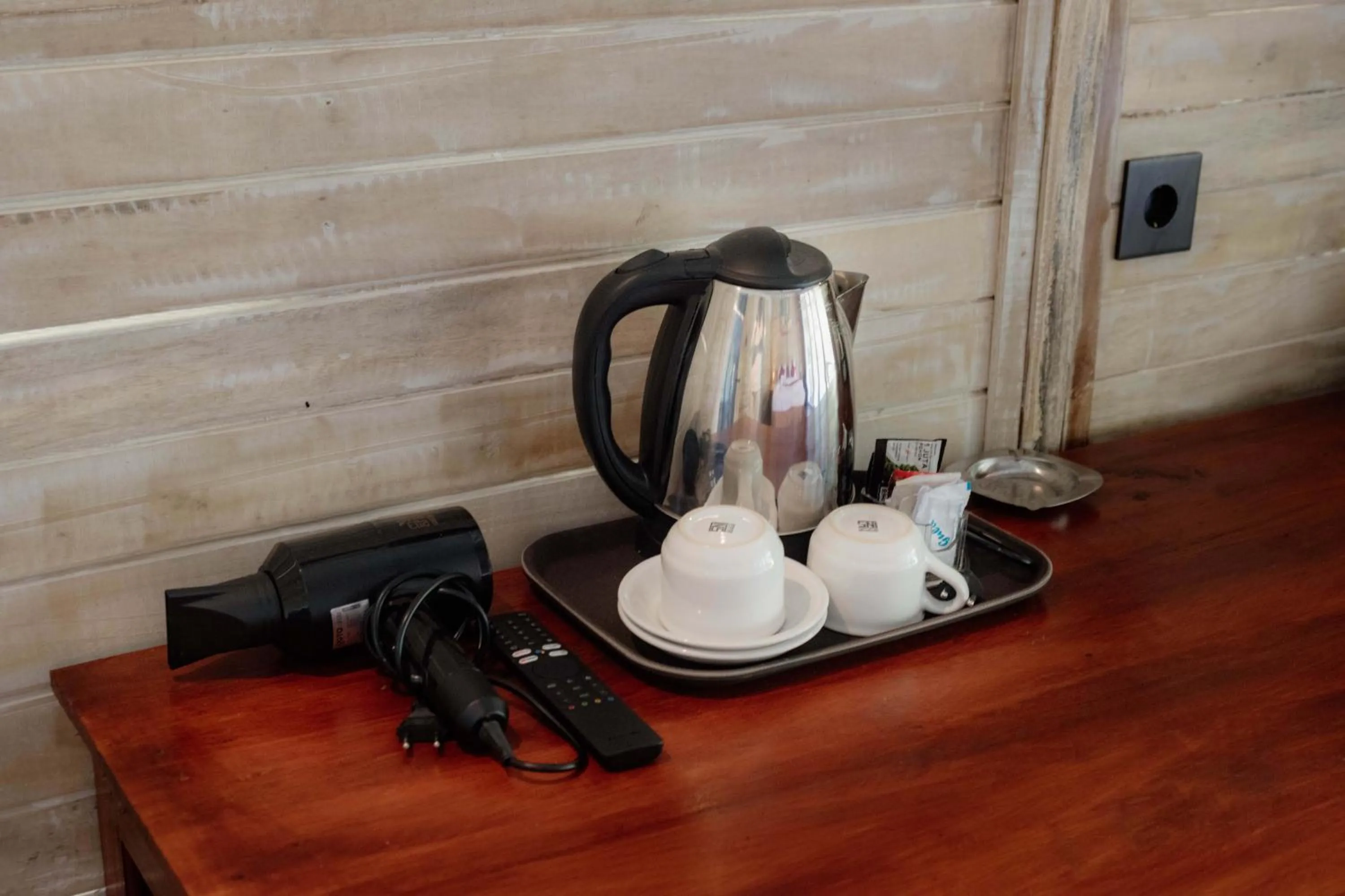Coffee/tea facilities in Bhavana Cottage